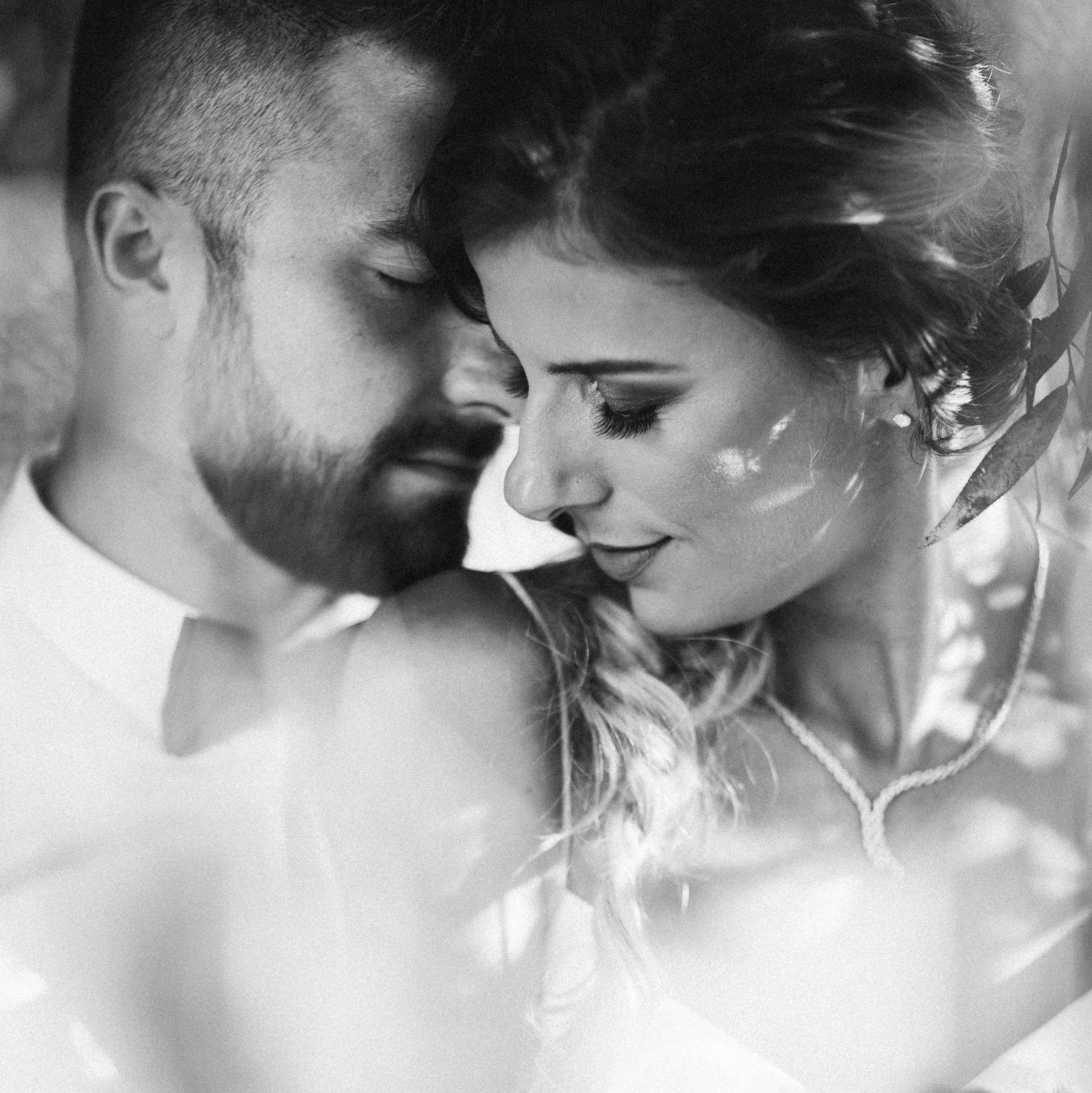 About me. Wedding photographer based in Novi Sad, Marko Milivojevic