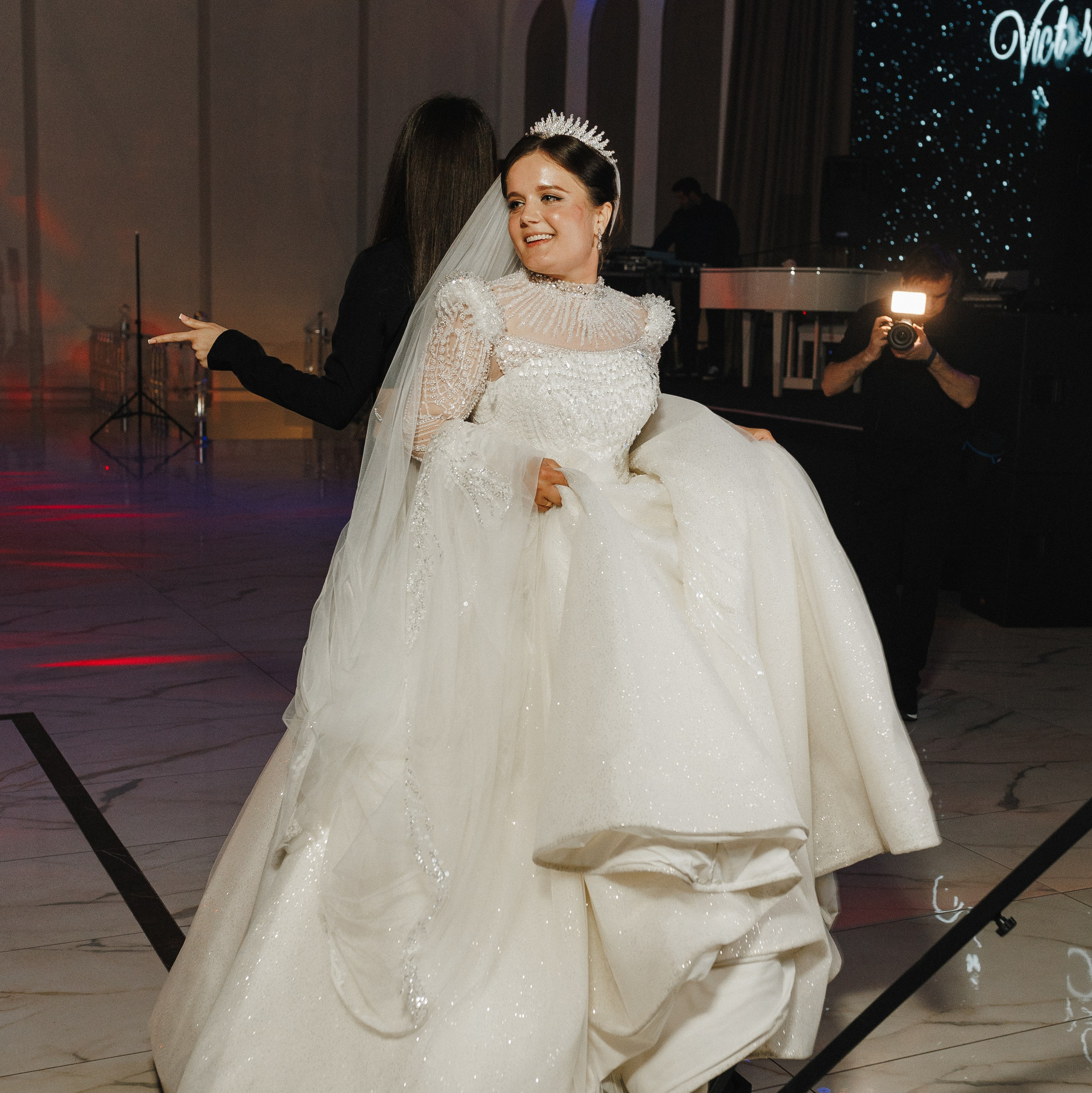 Спиннер 360° на свадьбу. Standart Studio — Услуги фото видео на свадьбу Молдова Кишинев