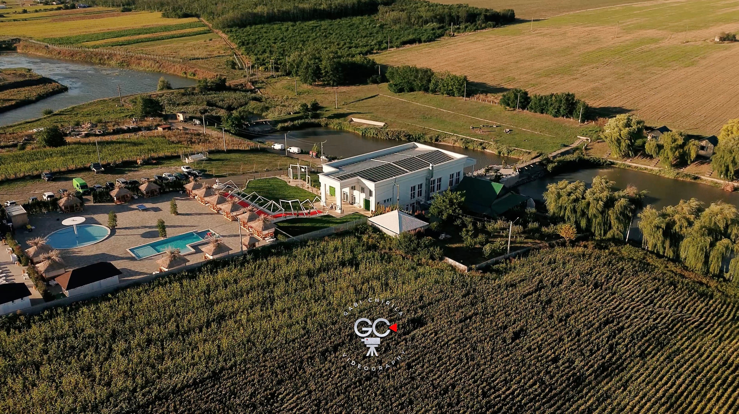 12 Pași spre o nuntă perfectă. Capturăm clipe, Transmitem emoții, Creăm amintiri de neuitat!