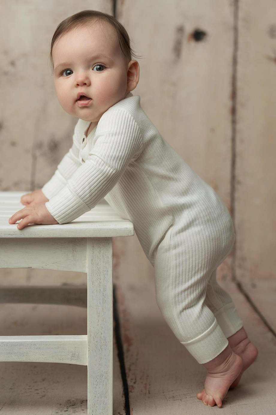 Cake smash outfits for boys. Newborn and family photographer. Hills District. Sydney