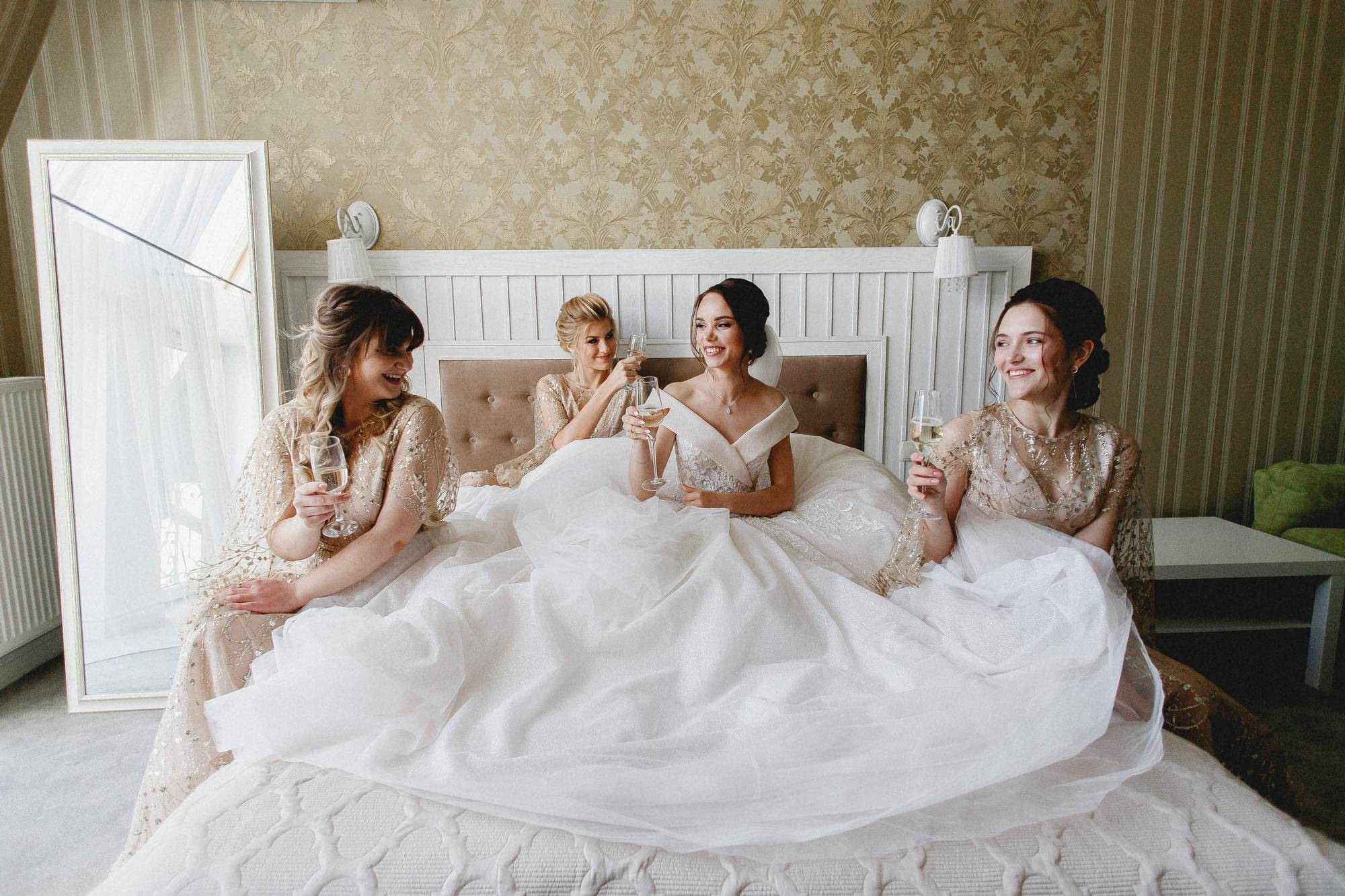 Навіщо фотографувати збори наречених? 💑 6 причин. Фотограф Максим Остапенко | Кам'янець-Подільський | Львів | Київ