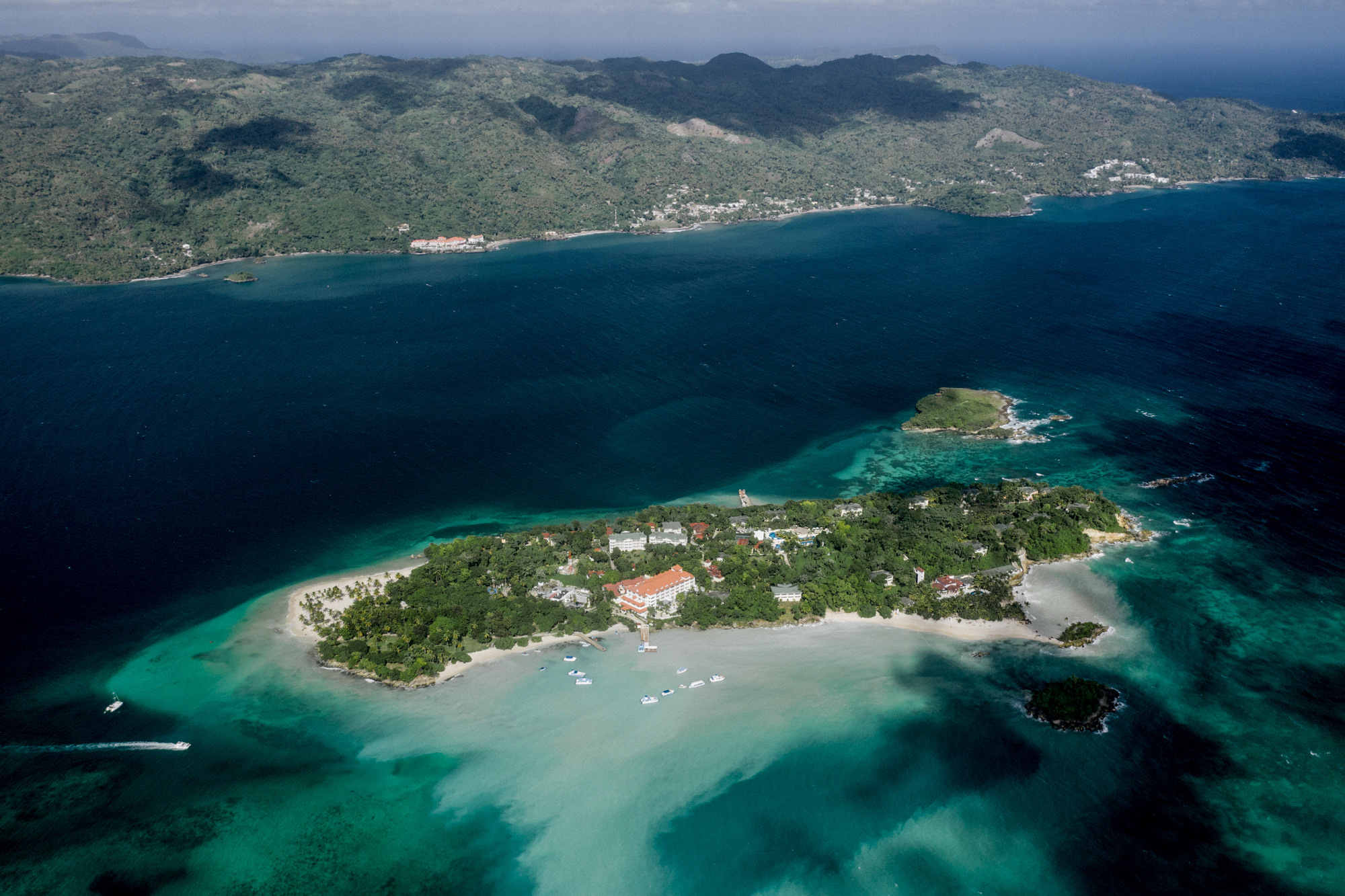 Свадьба на острове Кайо Левантадо в отеле Гранд Баия Принсип