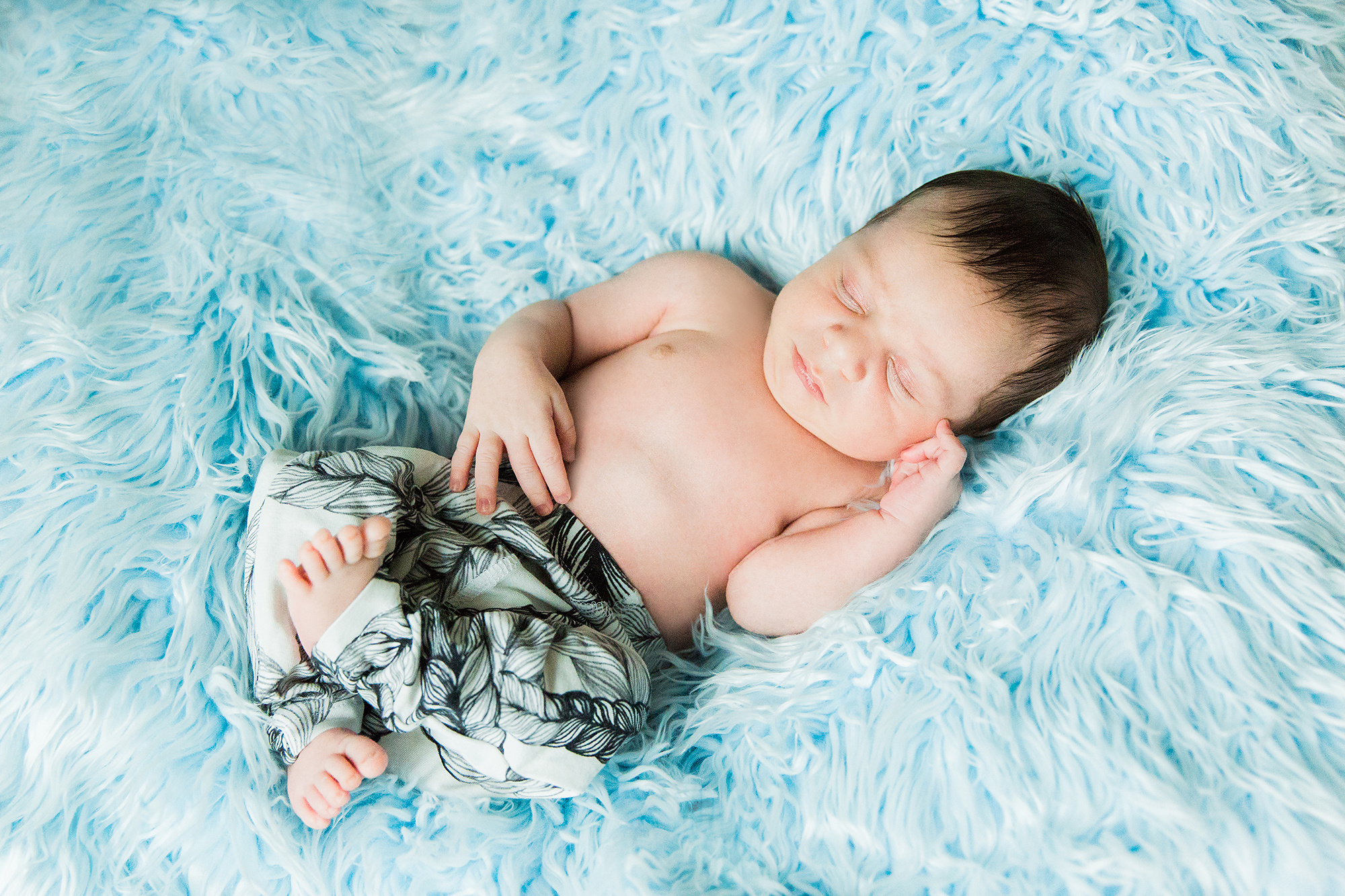 Collegebaggyt vimma, newborn kuvaus helsinki