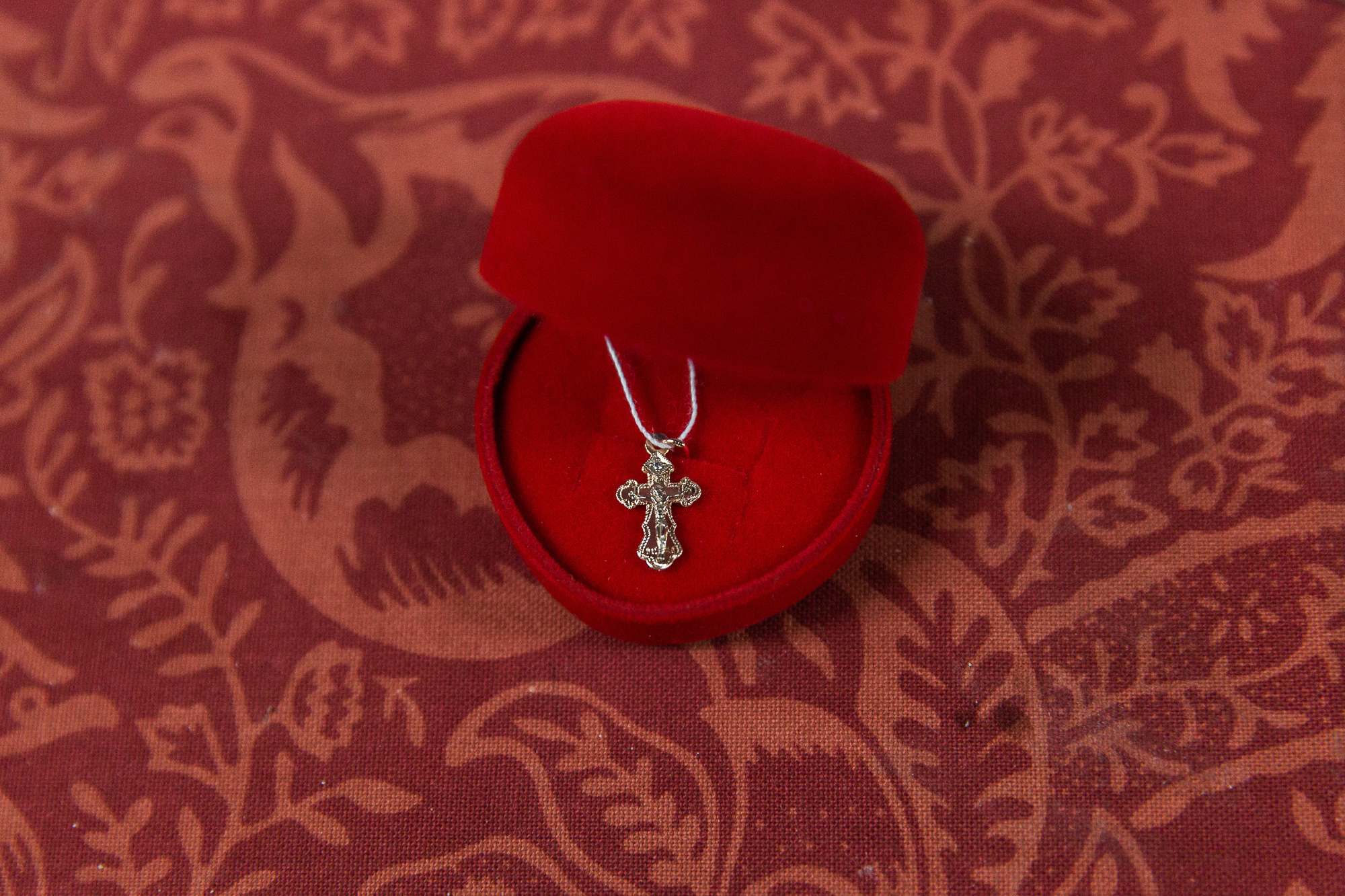 Ristiäiskuvaus Helsingissä Uspenskin katedraalissa