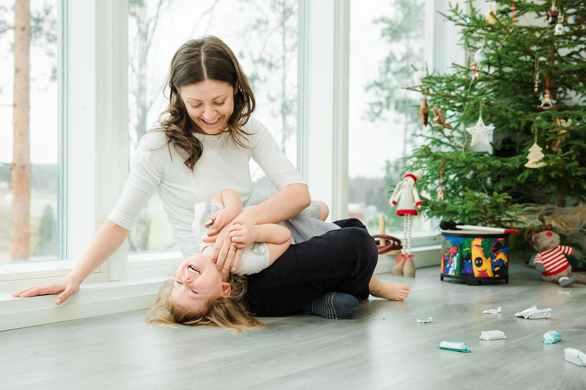 Lapsikuvaus Sipoossa/ lifestyle perhekuvaus