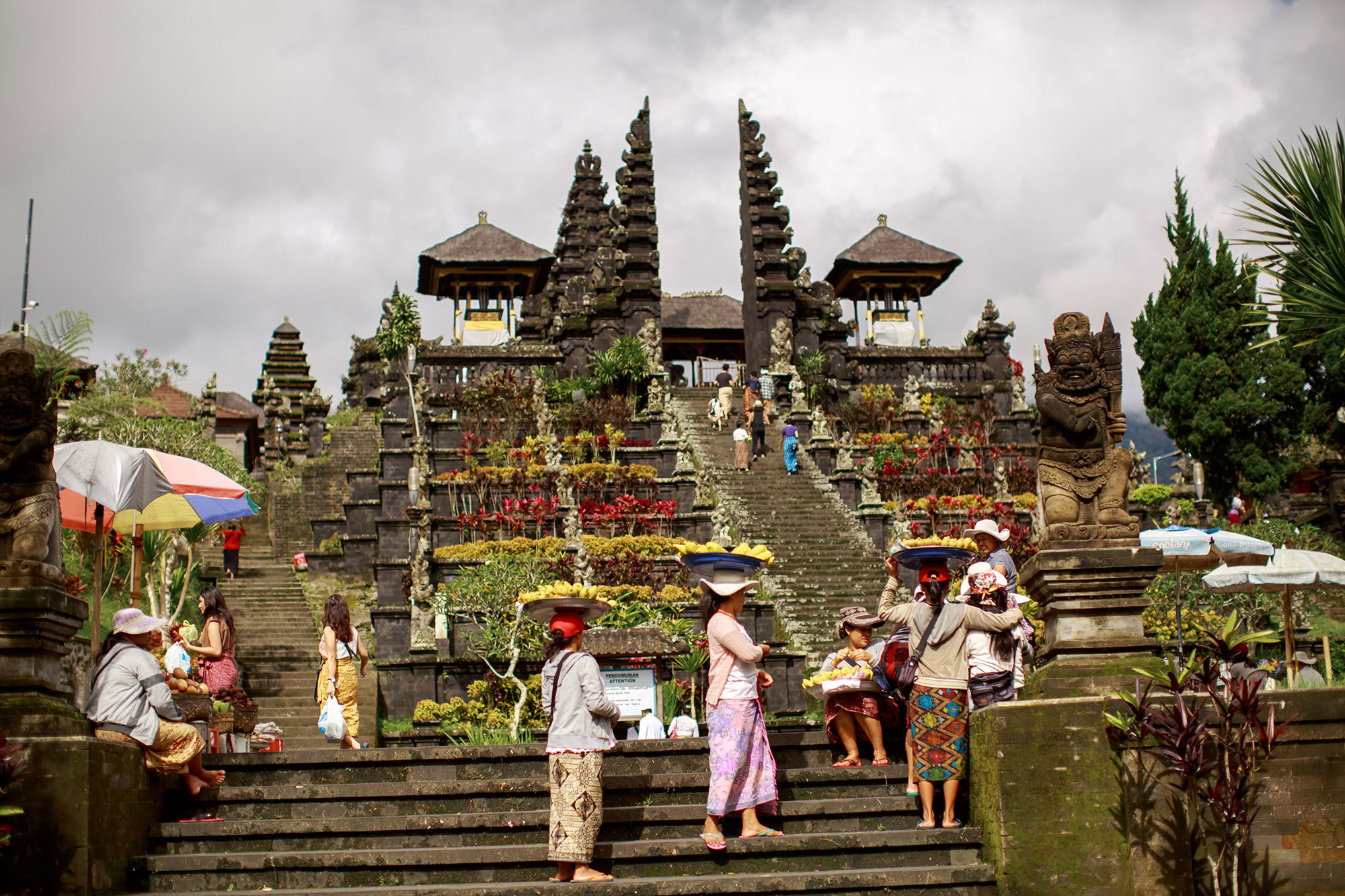Bali - bazı fotoğraflar ve incelemeler içeren yerler