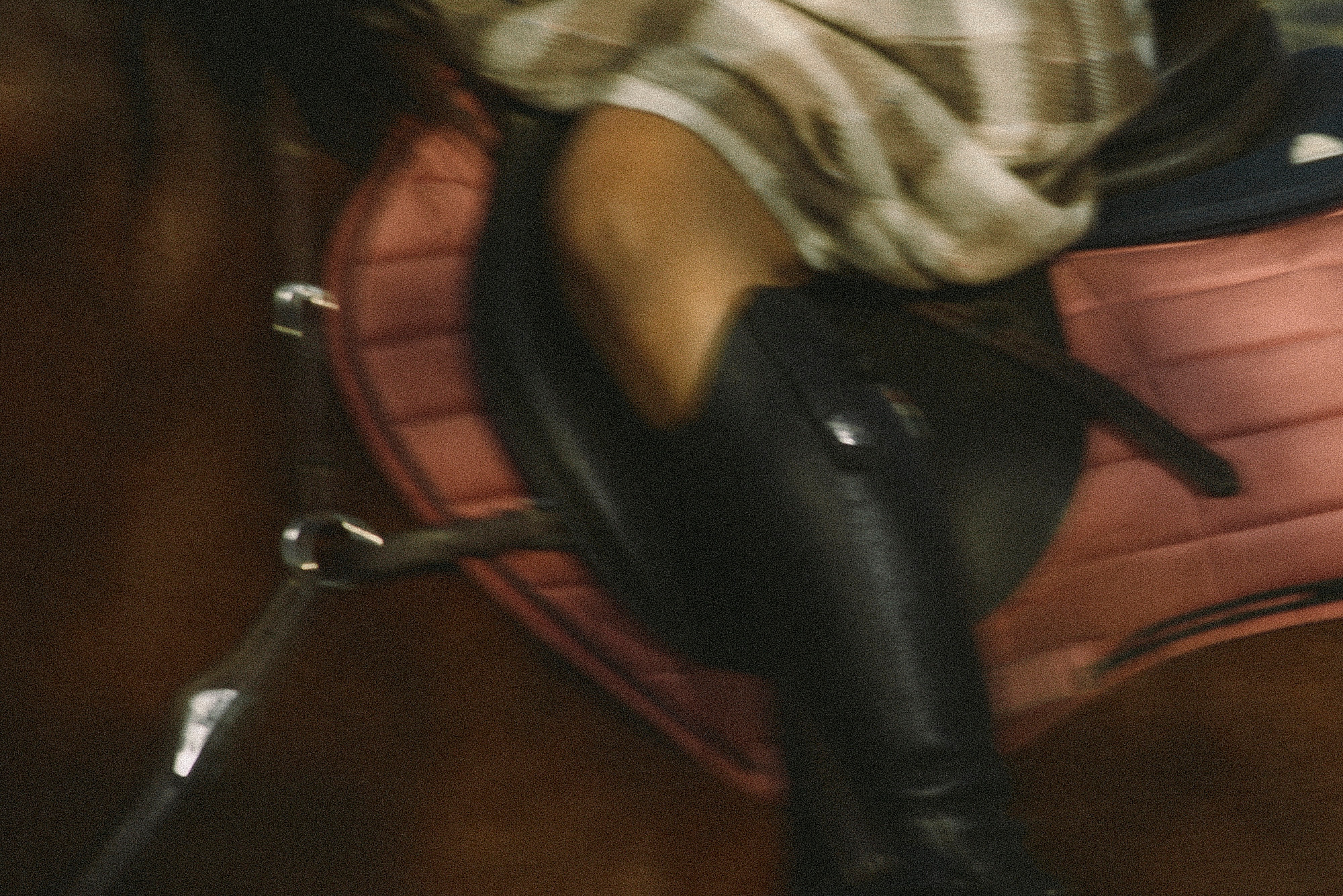 Garage Sale Visual Identity. Aura Studio / co-design space