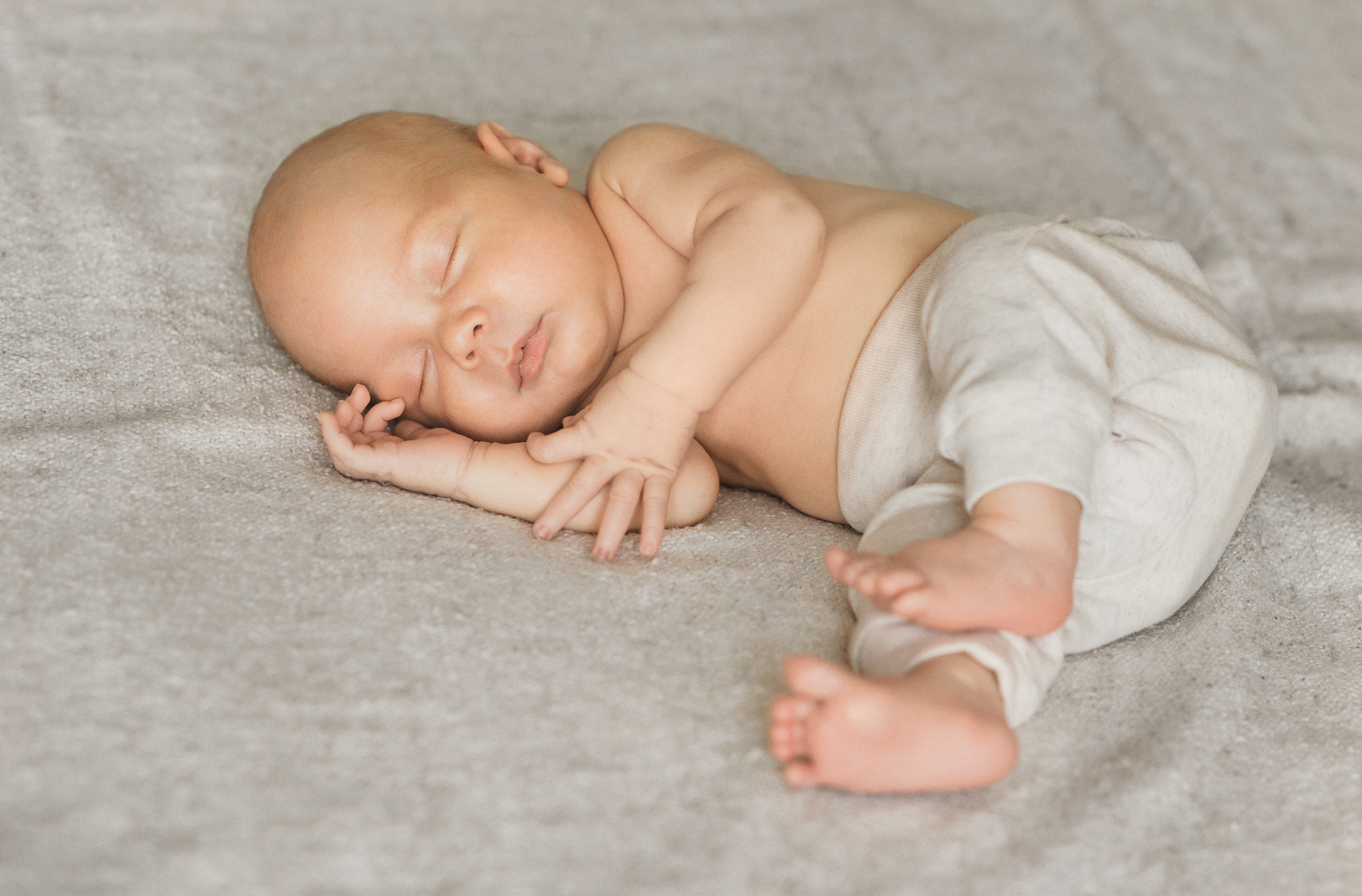 фотограф новорожденных малышей в Праге