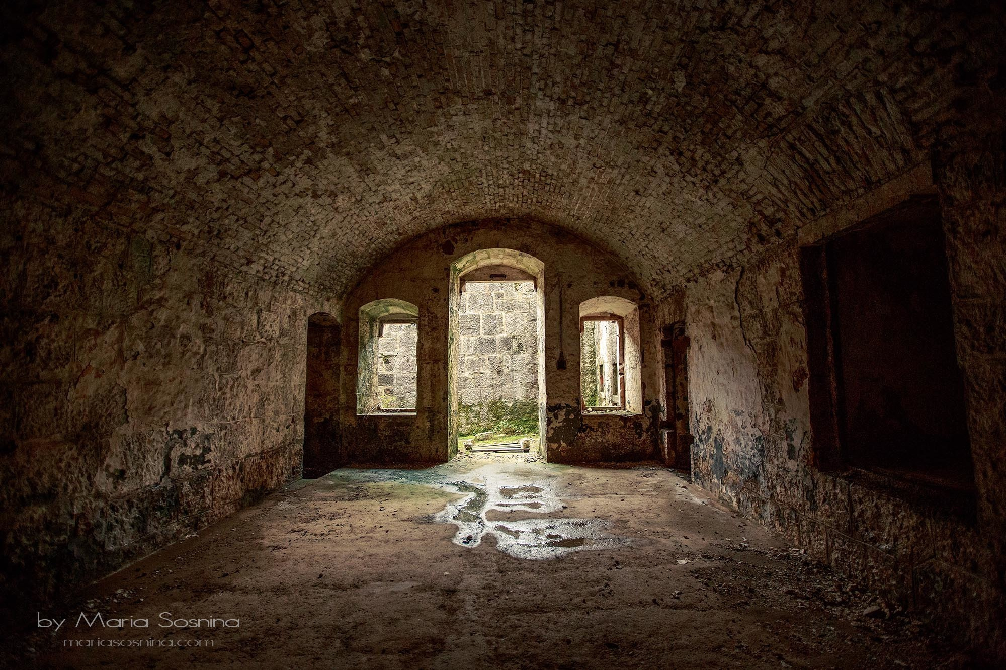 Militært fort på Lushtica-halvøya