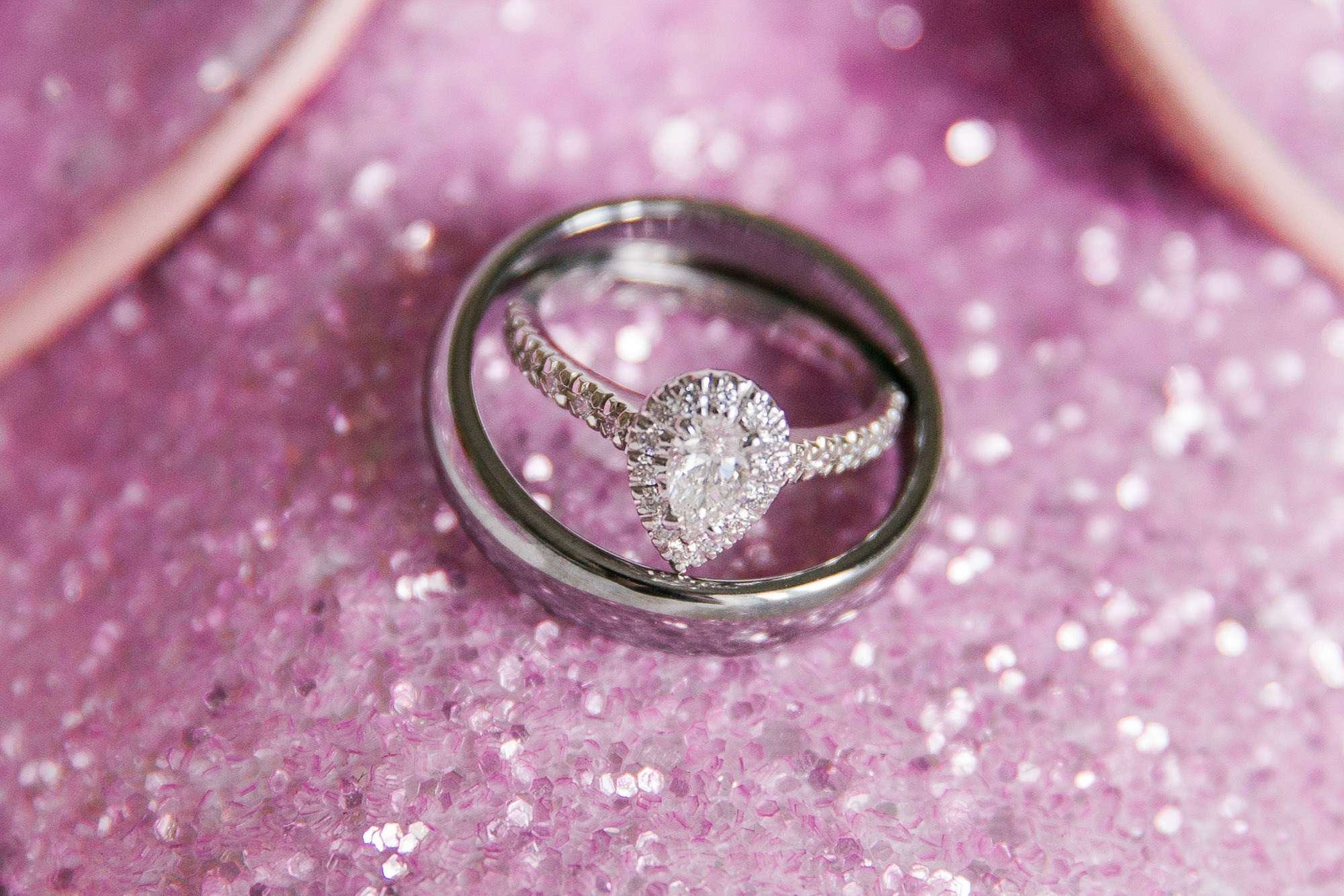 Miten valita täydellinen vihkisormus