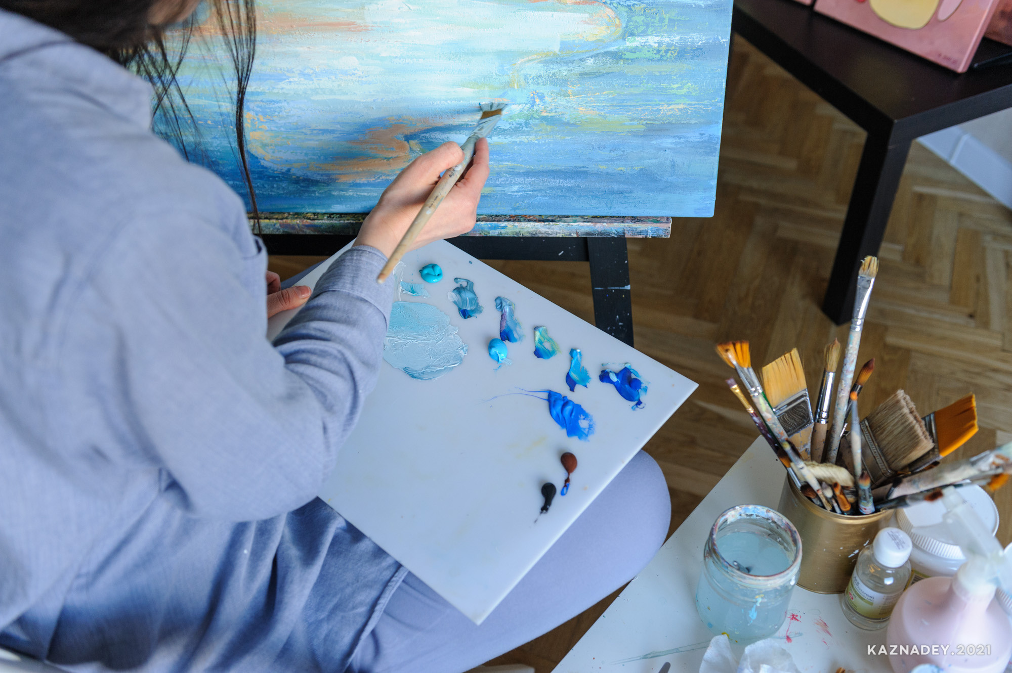 Photo shoot of artist Kate Shi