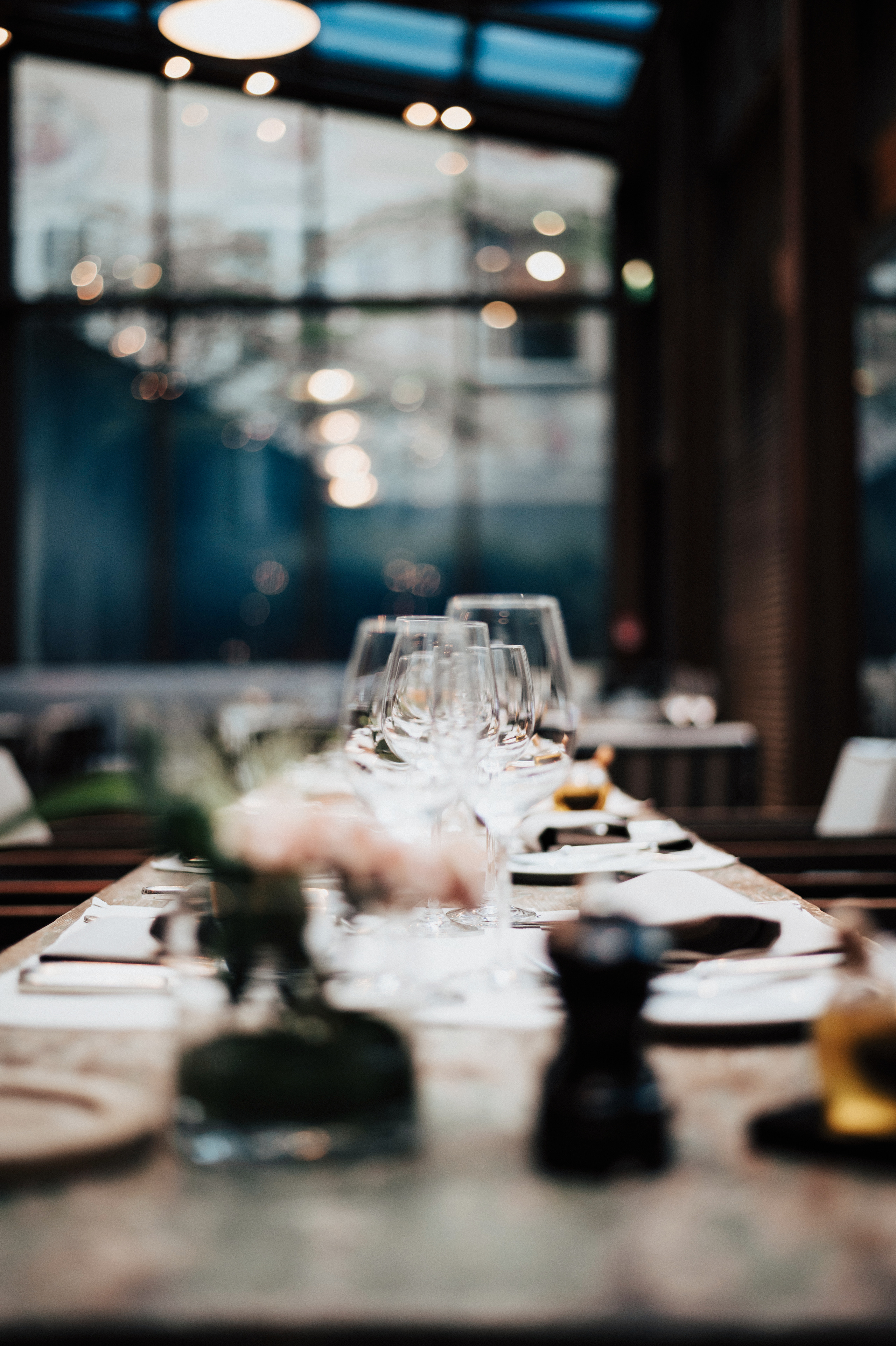 Ich bin Max, Designer, Art & Hochzeitsfotograf aus Germaringen