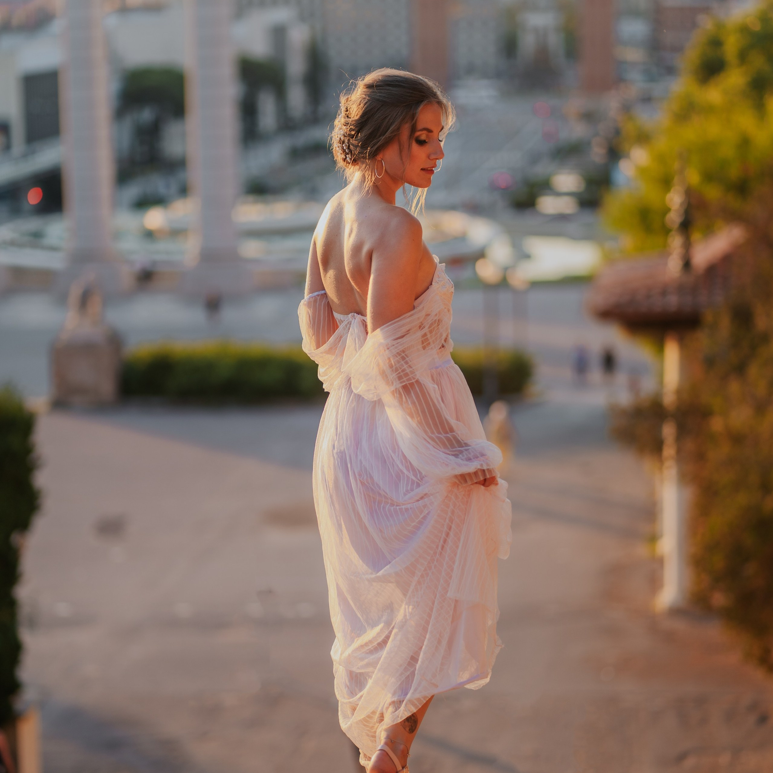 Barcelona Wow Dress Rental Luxury Photoshoot. DiaFoto — Wow Photographer in Barcelona | Premium Barcelona Photoshoot Experience