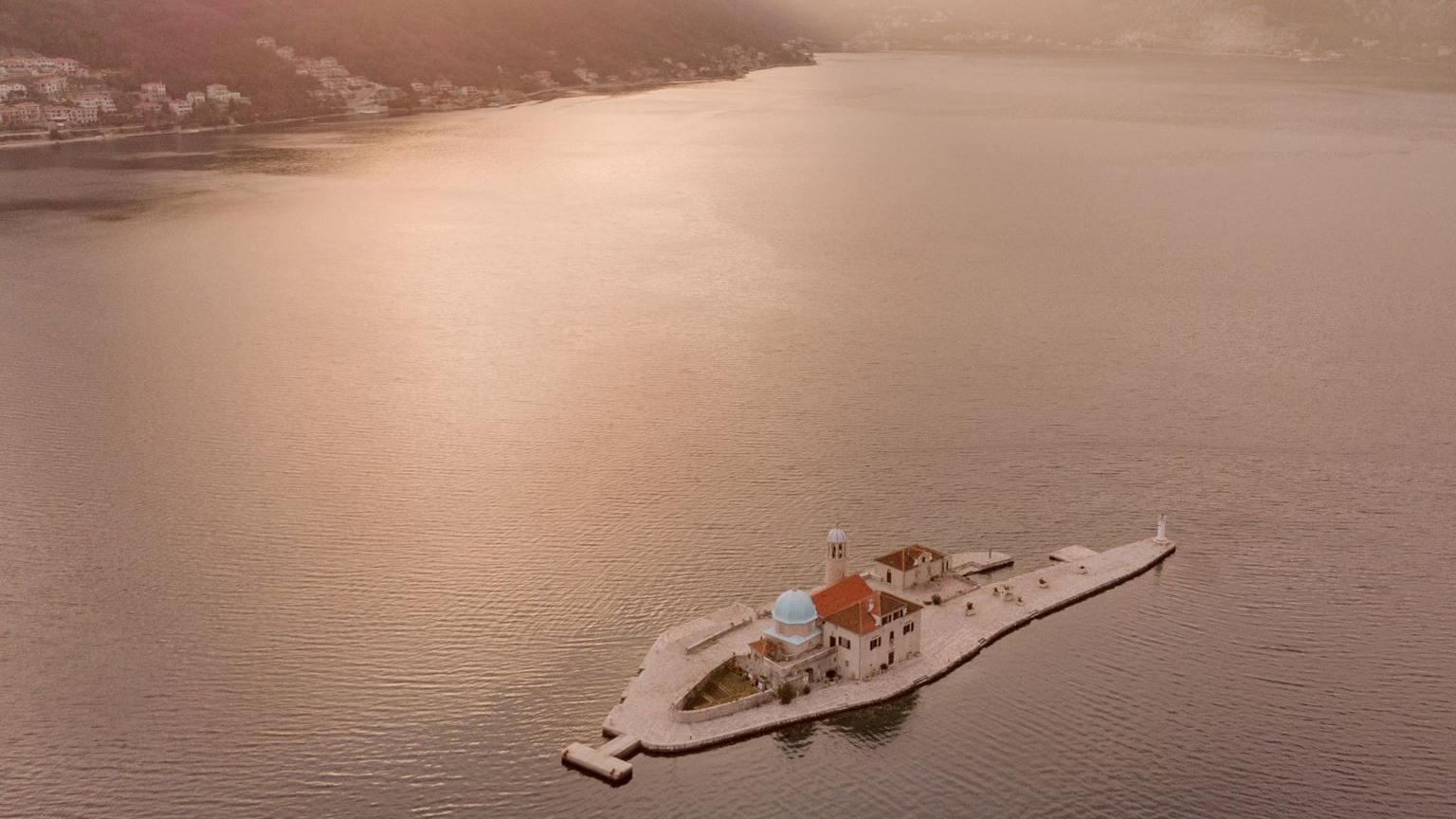 TOP 20 utrolige steder du må besøke i Montenegro