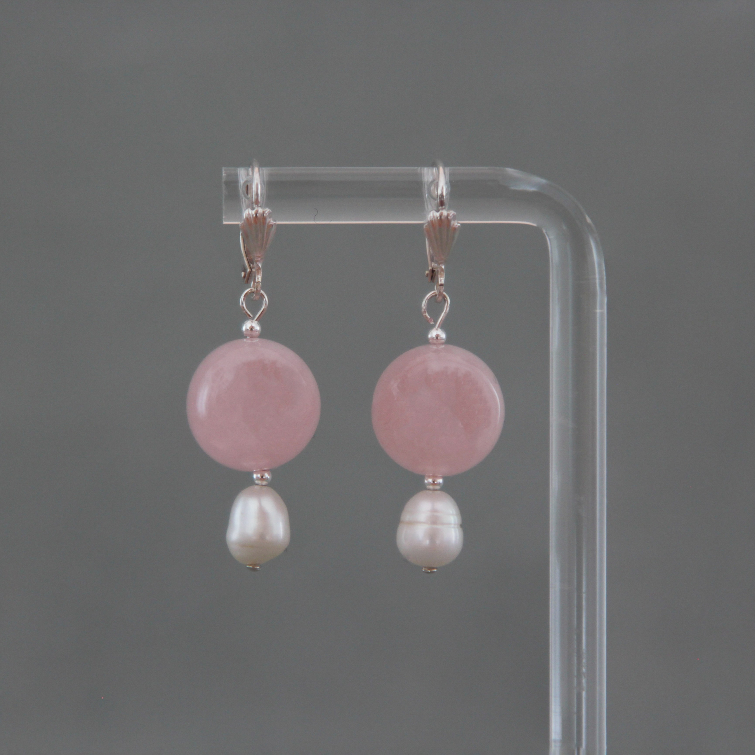 Modern Jewelry. Современнные и актикварные украшения в Барселоне, Москве и Санкт-Петербурге