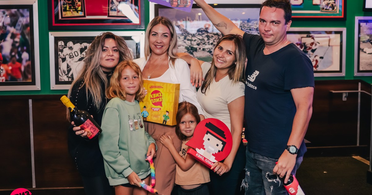 Quiz, please at Duffy's, North Miami — Event photography