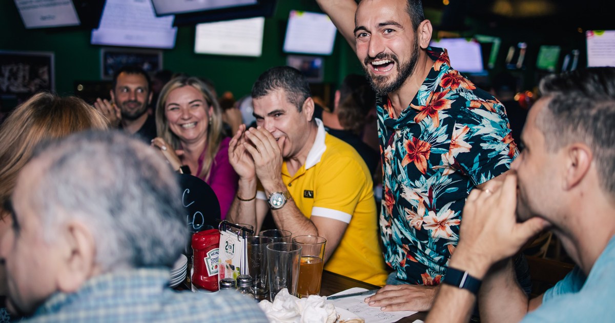 Quiz, please at Duffy's, Deerfield Beach — Event photography