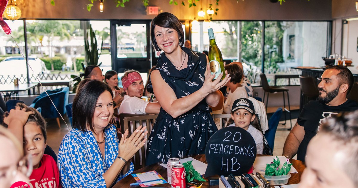 Quiz, please at Ispalina, Boca Raton — Event photography