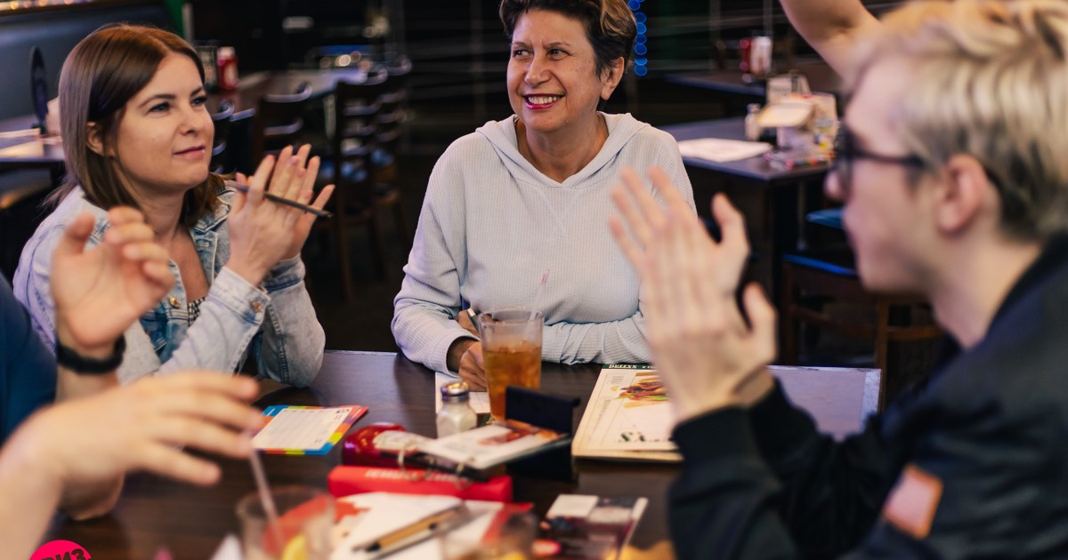 Quiz, please at Duffy's, North Miami — Event photography