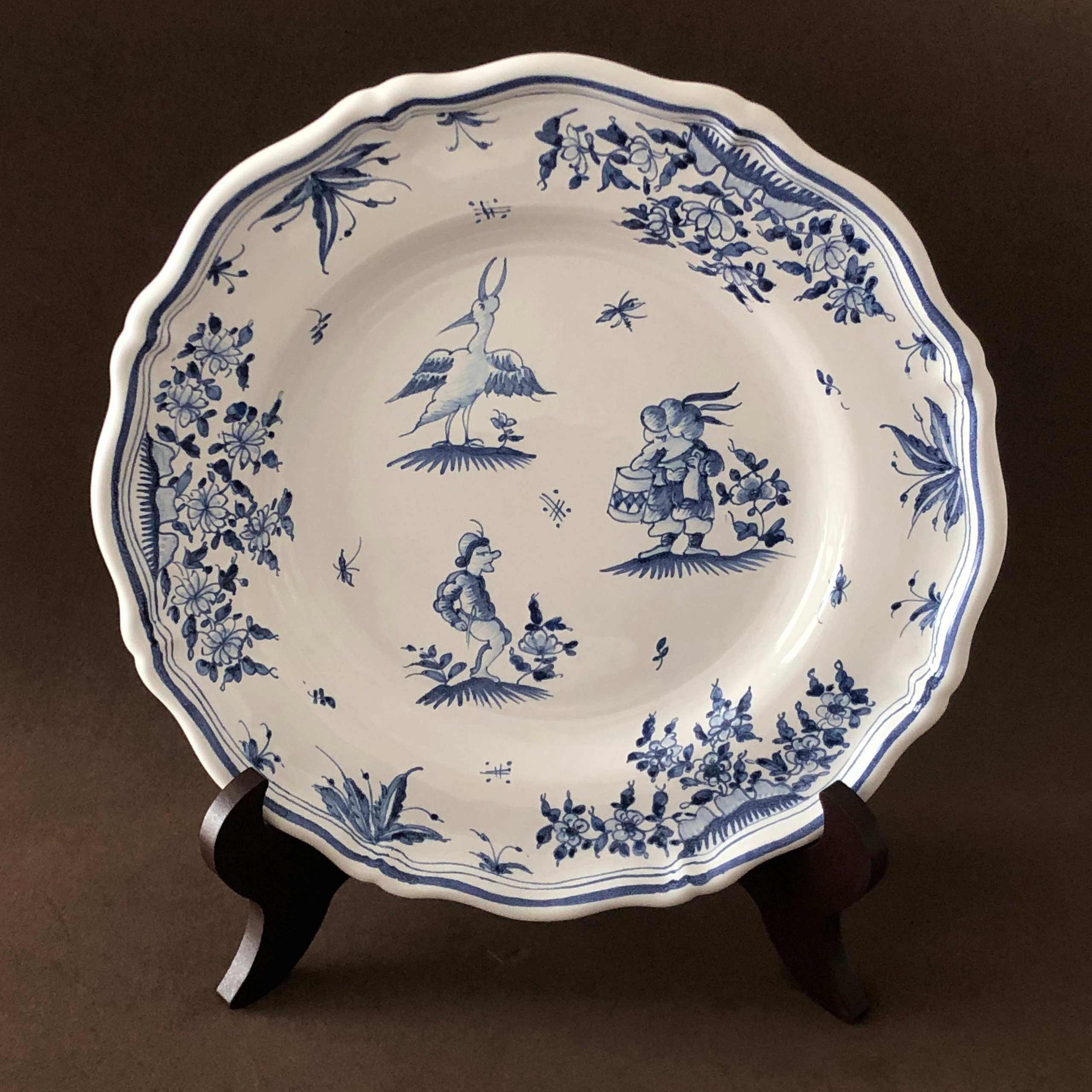 An exquisite world of tableware and decorative items. Современнные и актикварные украшения в Барселоне, Москве и Санкт-Петербурге