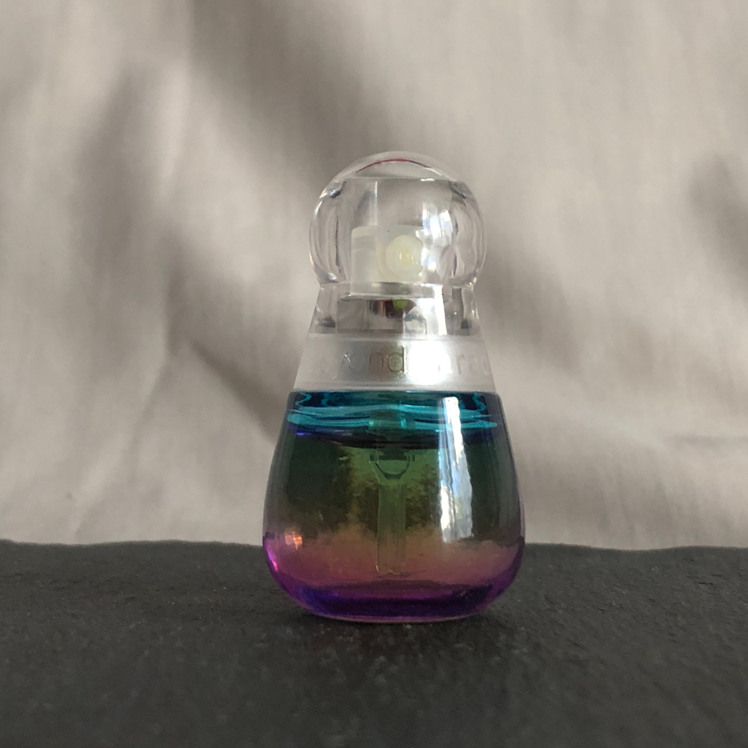 Estee Lauder «Beyond Paradis»