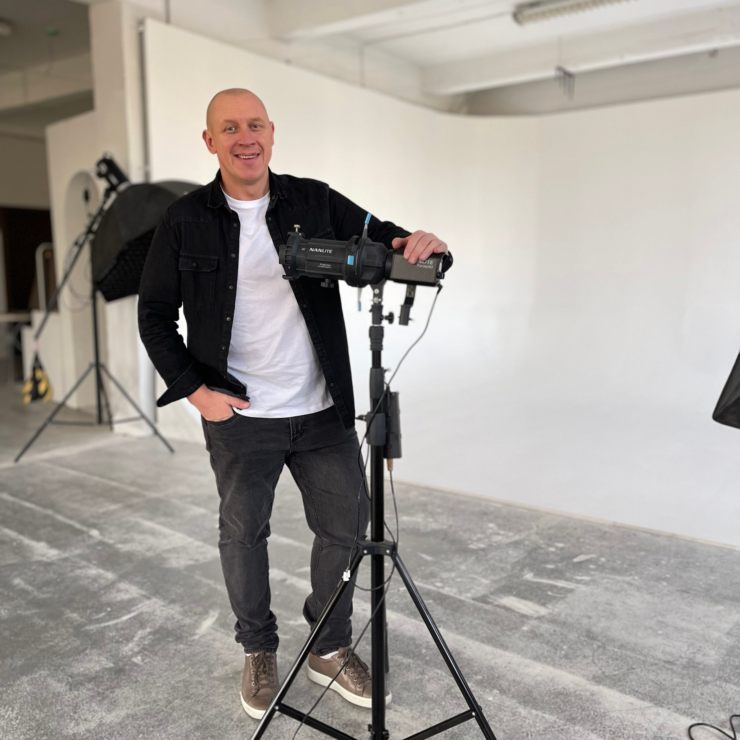 Video shooting and creating with phone, iPhone Video School