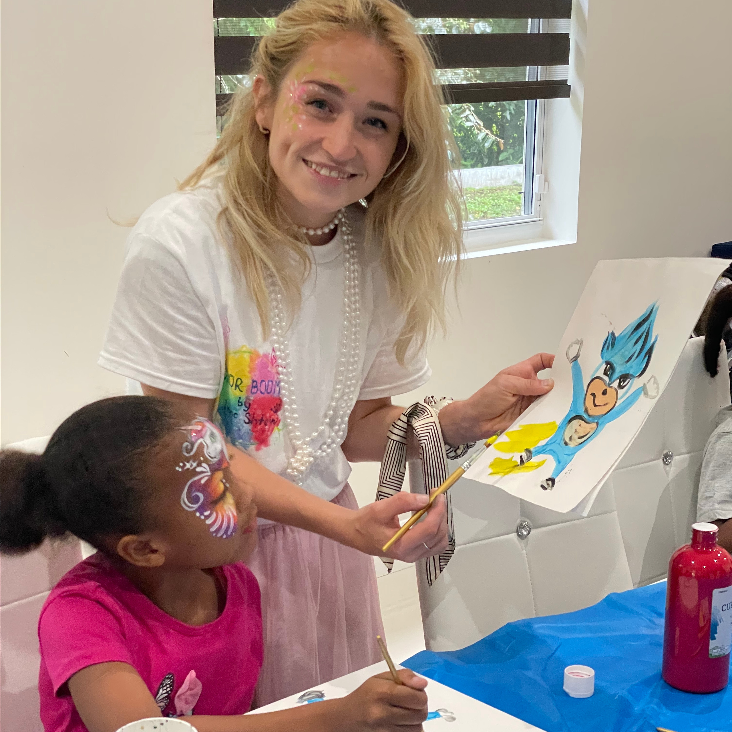 Sobre nosotros. Color Boom