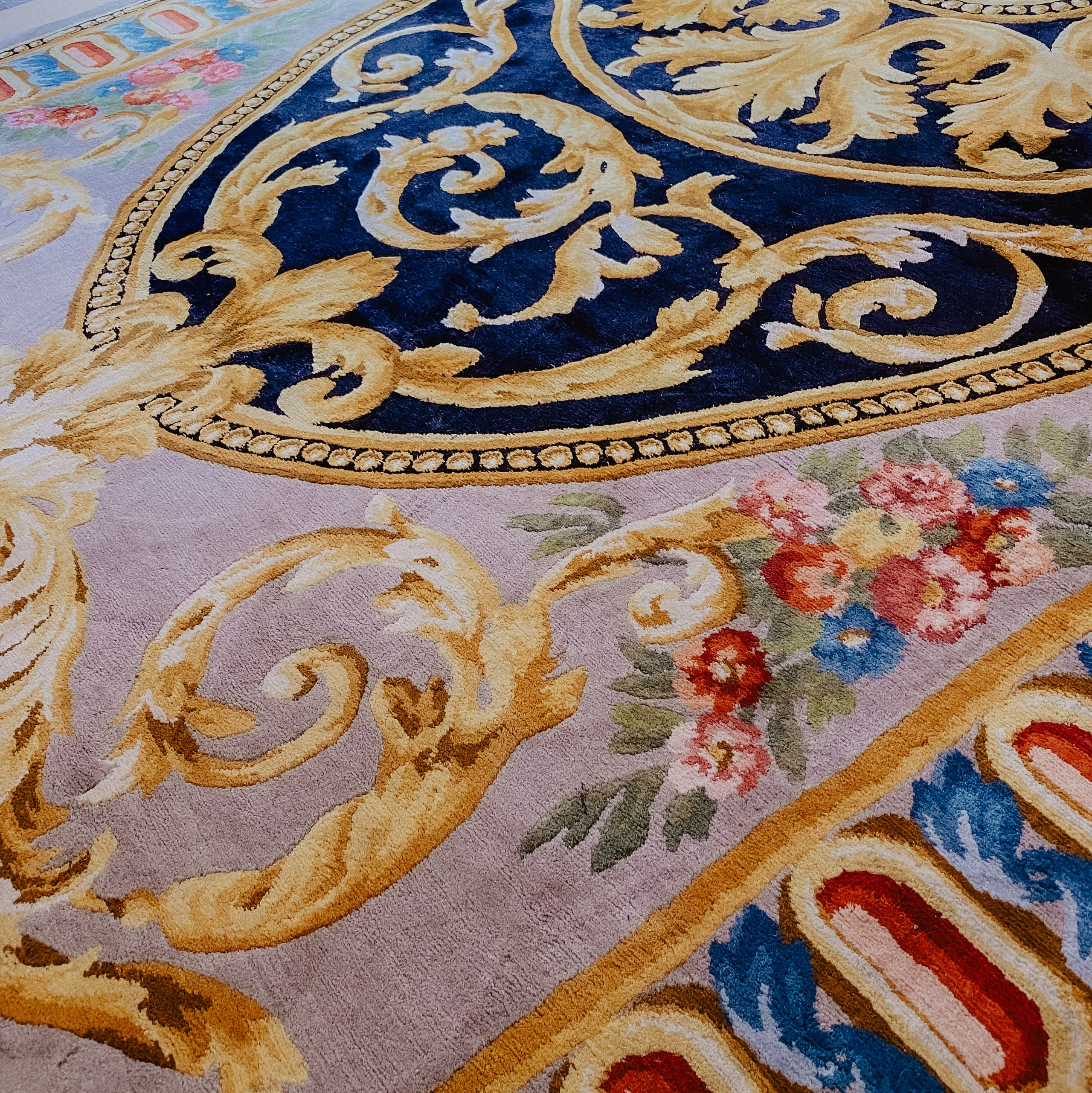 Four Seasons George V Wedding Paris | Luxury Wedding Photographer. Paris Wedding Photographer