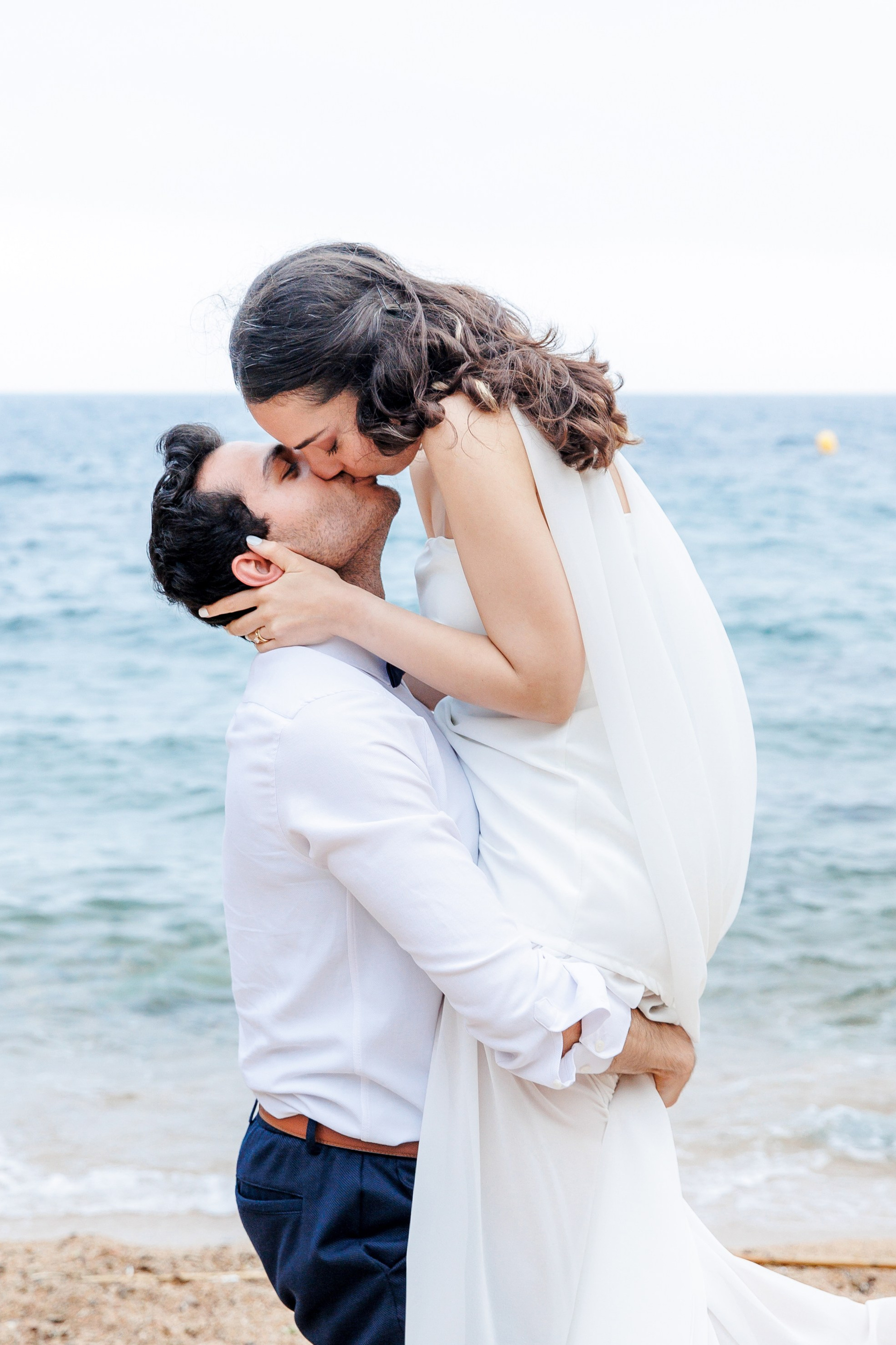 Dreamy Elopement in Marimurtra Botanical Garden. Wedding Photographer in Barcelona Lana Alekhina