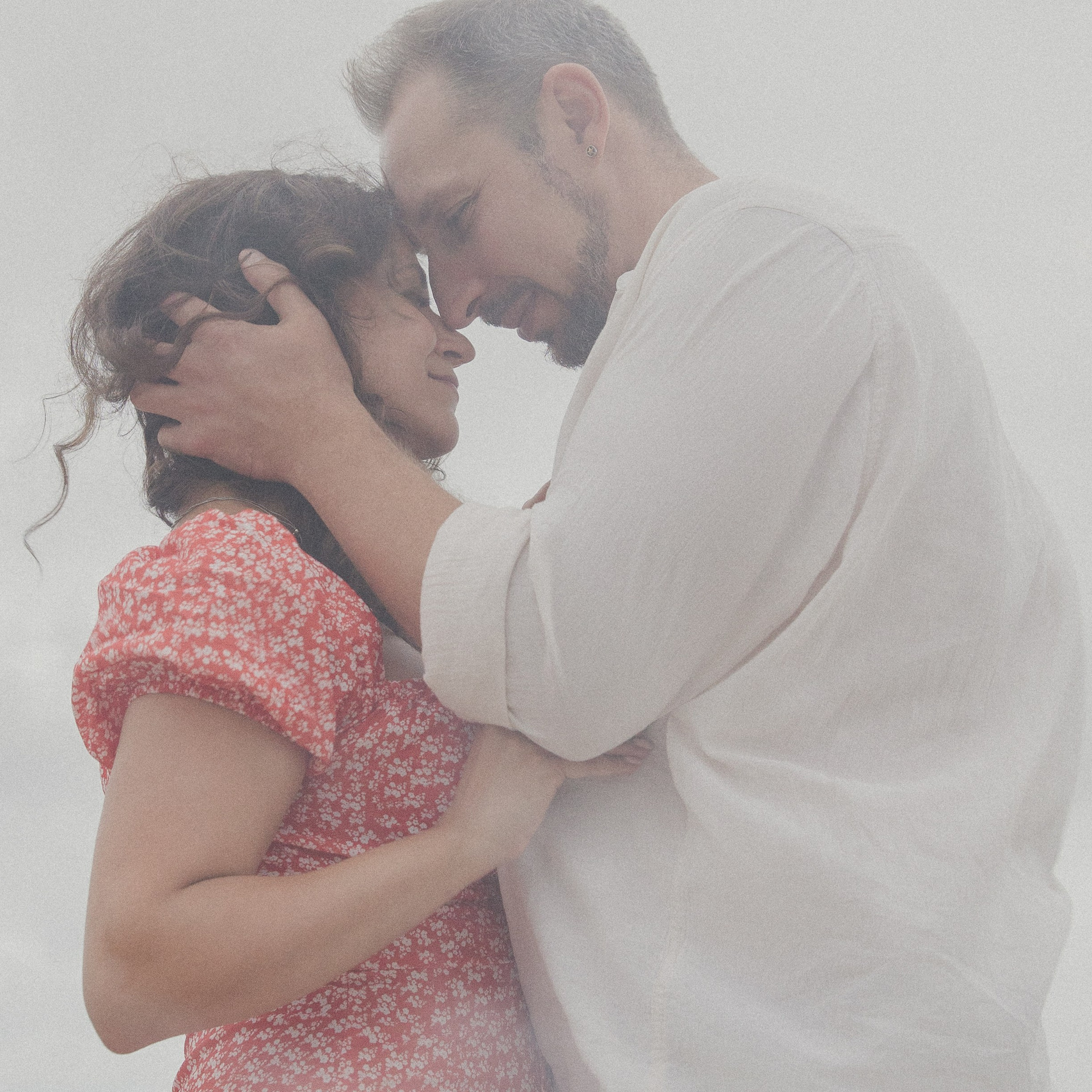 SERVICES. Elizaveta Razumova: Cinematic Photography for Love, Weddings, Portraits & Brands