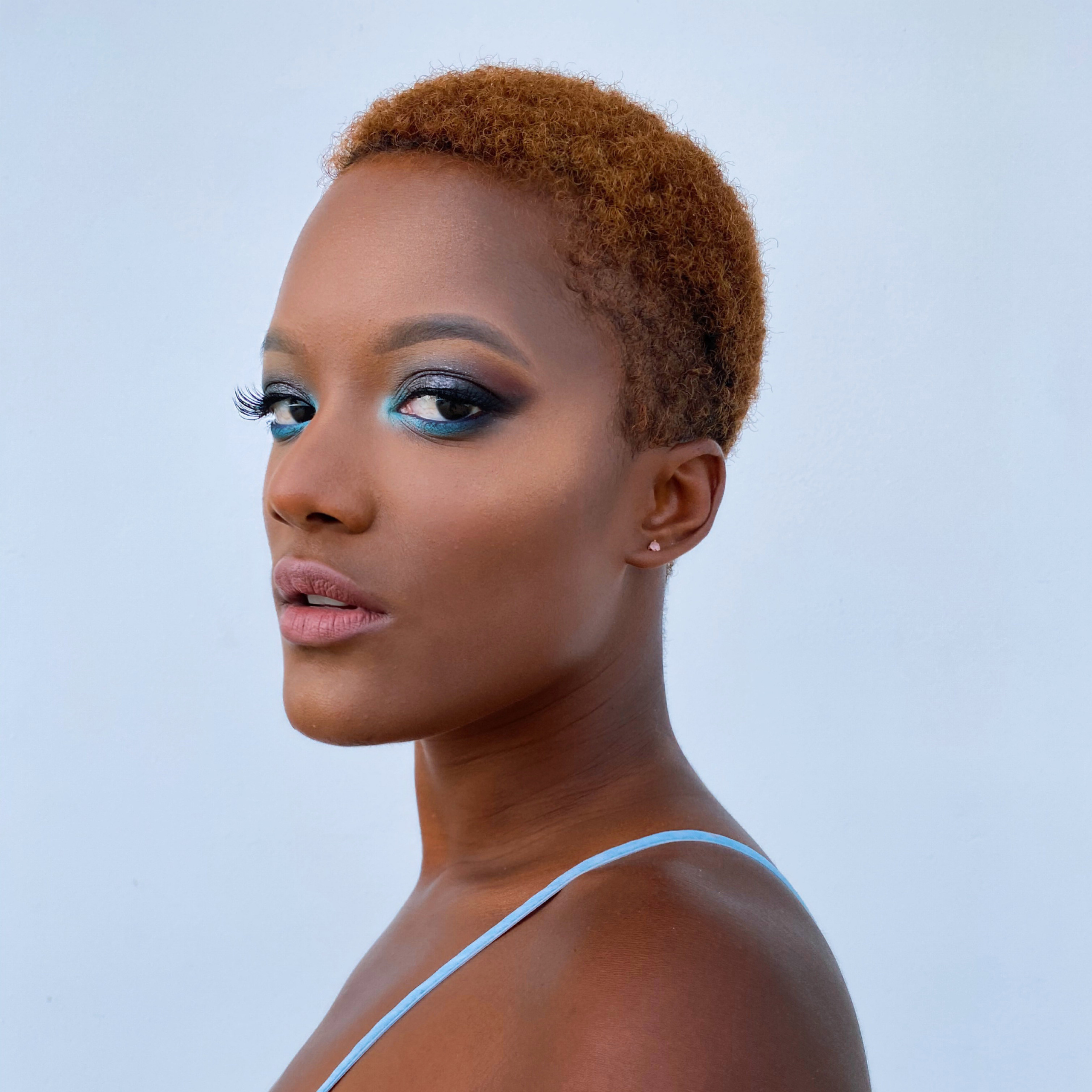 Contact. Makeup artist and hairstylist in Rome Italy | Kate Lisi