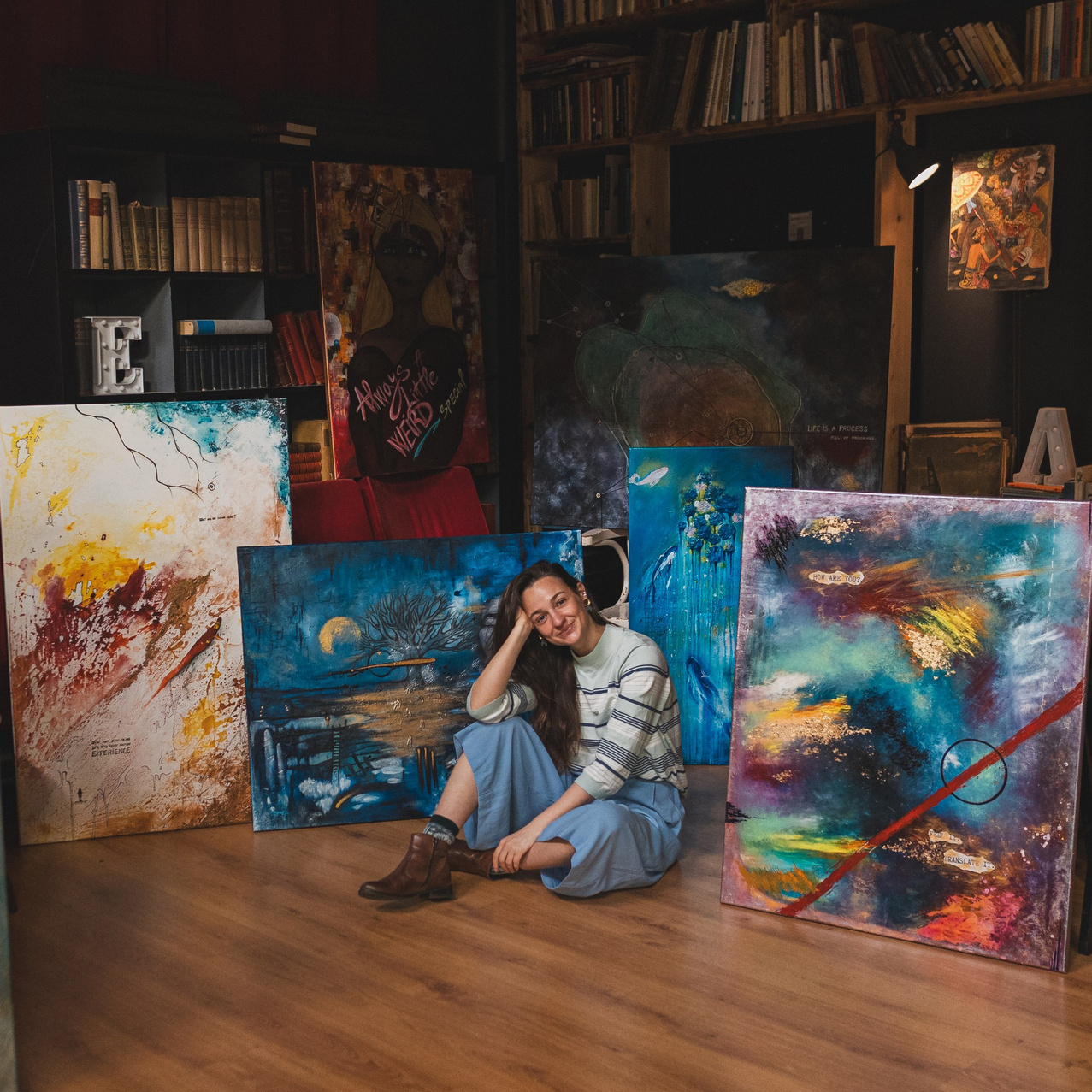 Skupinový workshop introspektivní malby. Dana Lišková — Empatická fotografka | Introspektivní umělkyně | Neurodivergentní koučka| Zakladatelka Artepy.cz