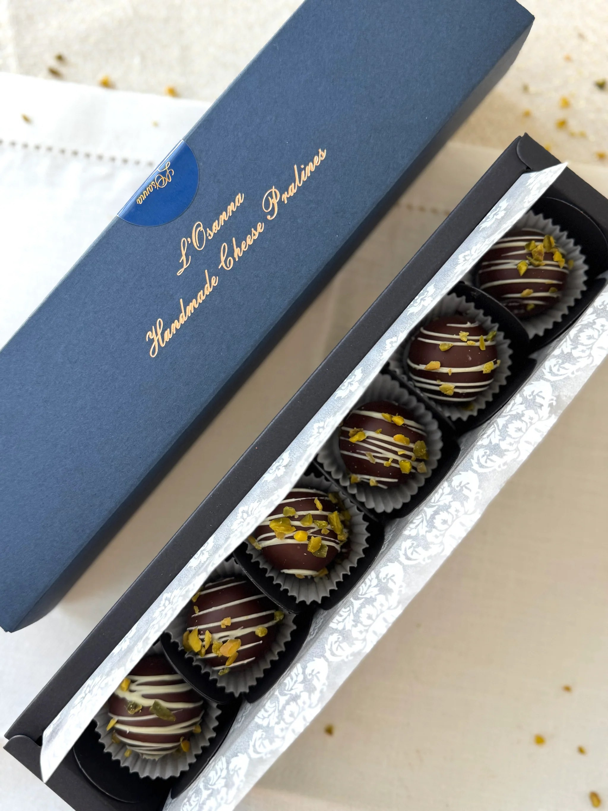 Shop. L’Osanna – Pralinés & Käse-Schokolade | Zürich