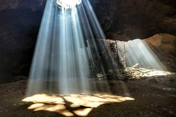 May 2 — 5 Sumbawa Whale Shark Tour via Lombok. Individual and couple Photographer in Bali — Bali Dream Photo