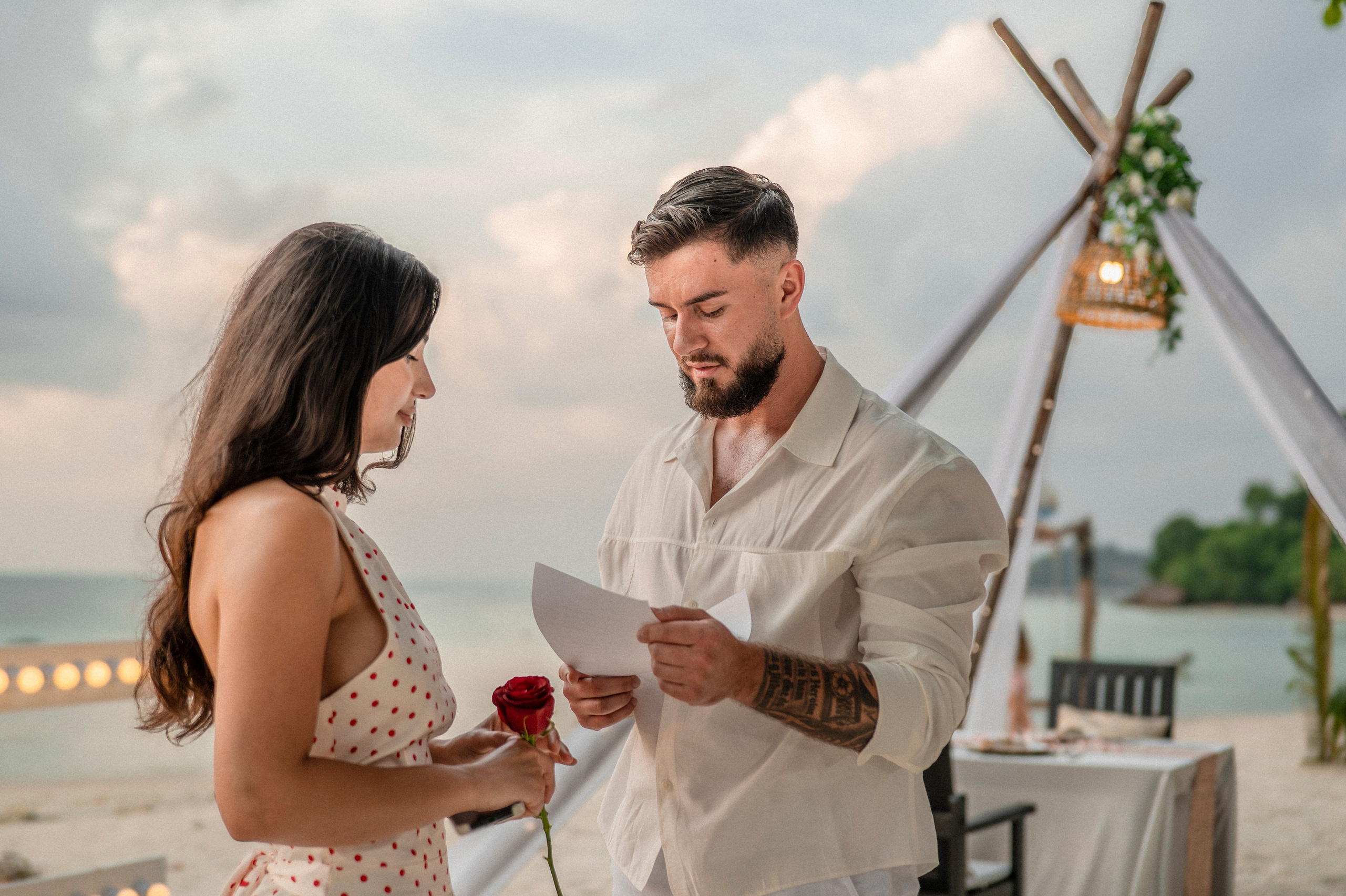Gallery. Marriage Proposal & Romantic Beach Dinner in Pattaya