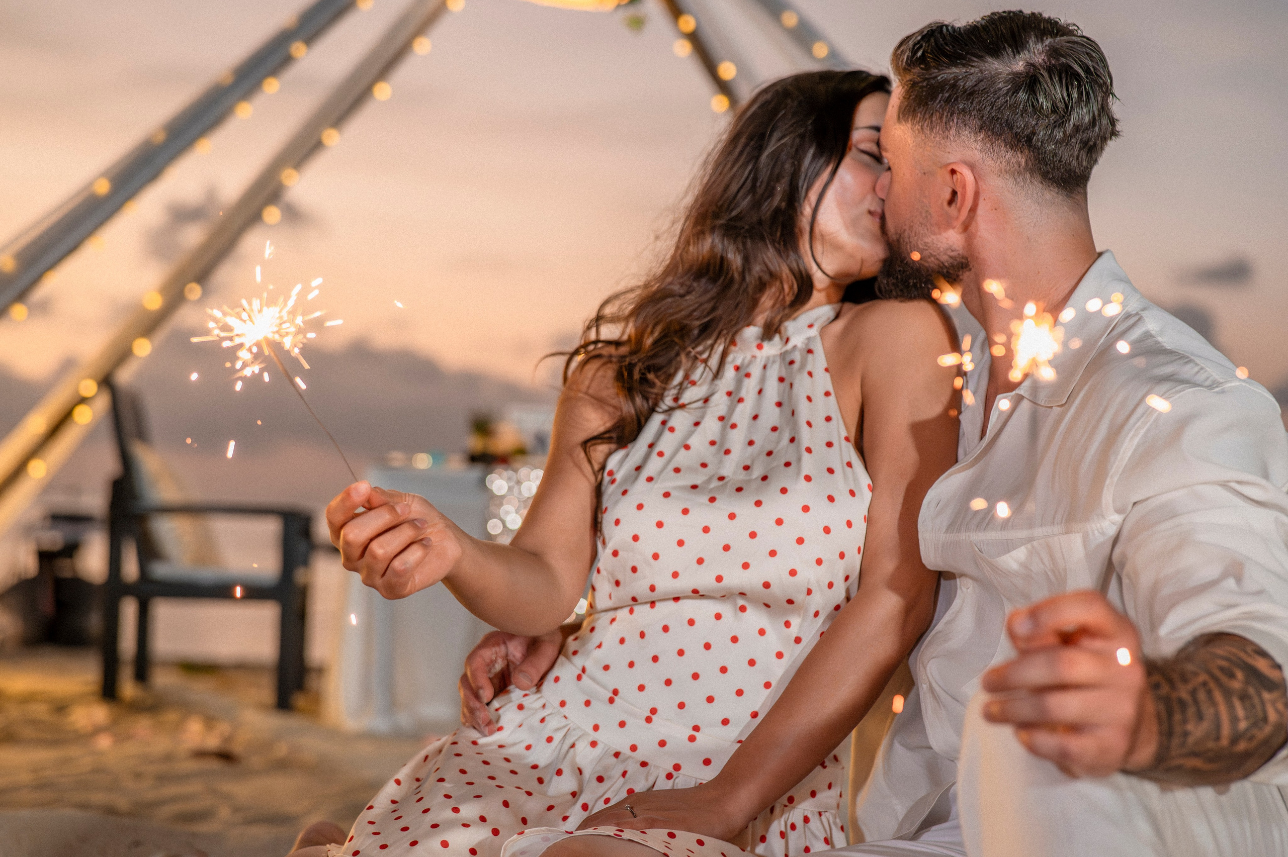 Gallery. Marriage Proposal & Romantic Beach Dinner in Pattaya