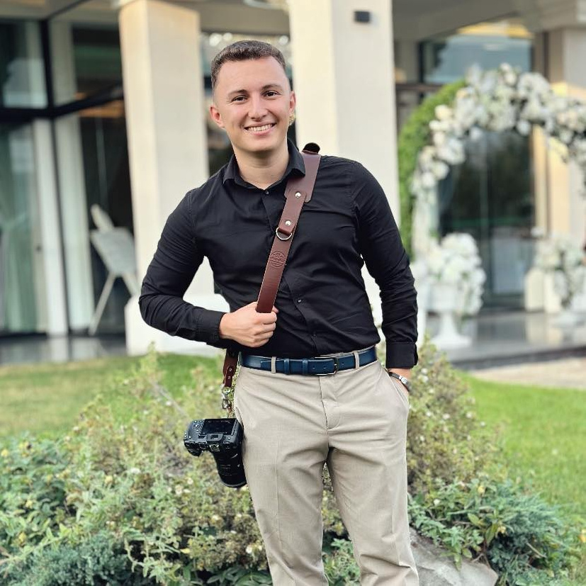 Despre mine. Servicii foto video profesionale pentru evenimentul tău