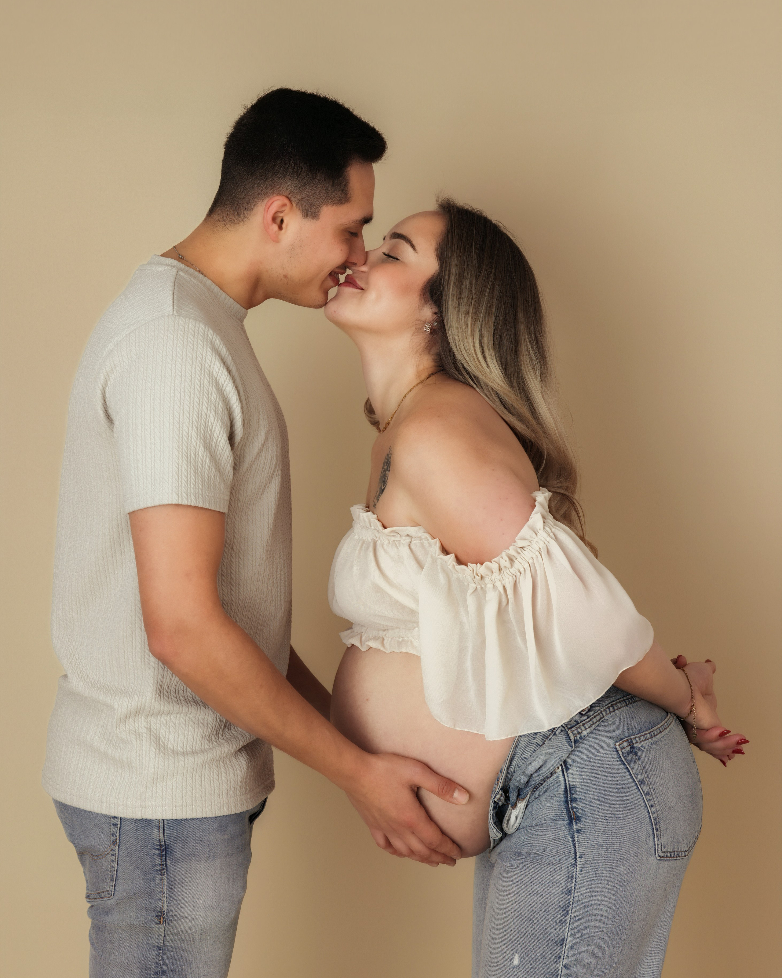 Babybauchshooting. Liebevolle, emotionale, natürliche Fotografie in Rottweil und Umgebung