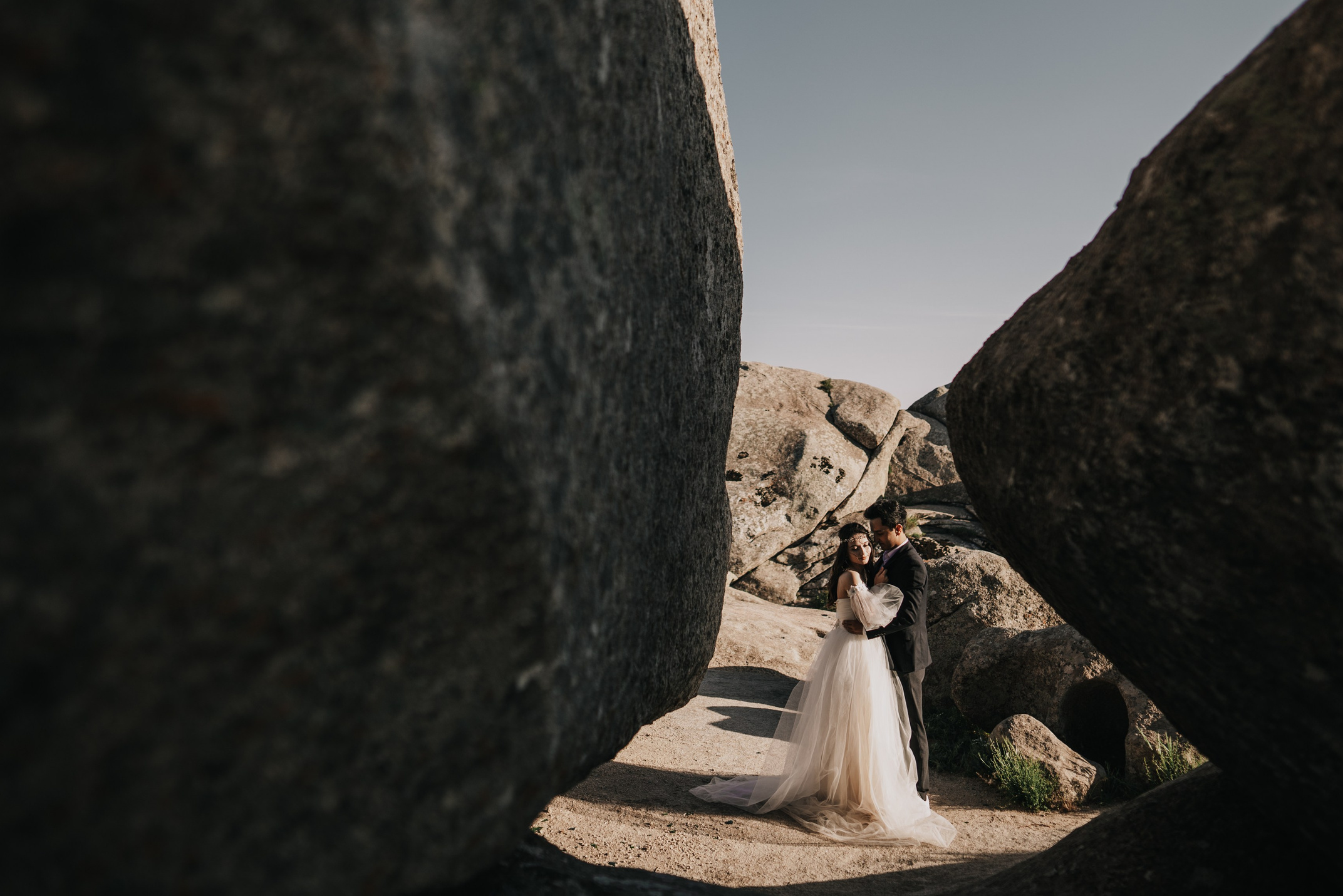 Love Story photoshoot in Tashkent and throughout Uzbekistan. Photographer in Uzbekistan and Samarkand Djasur Marupov