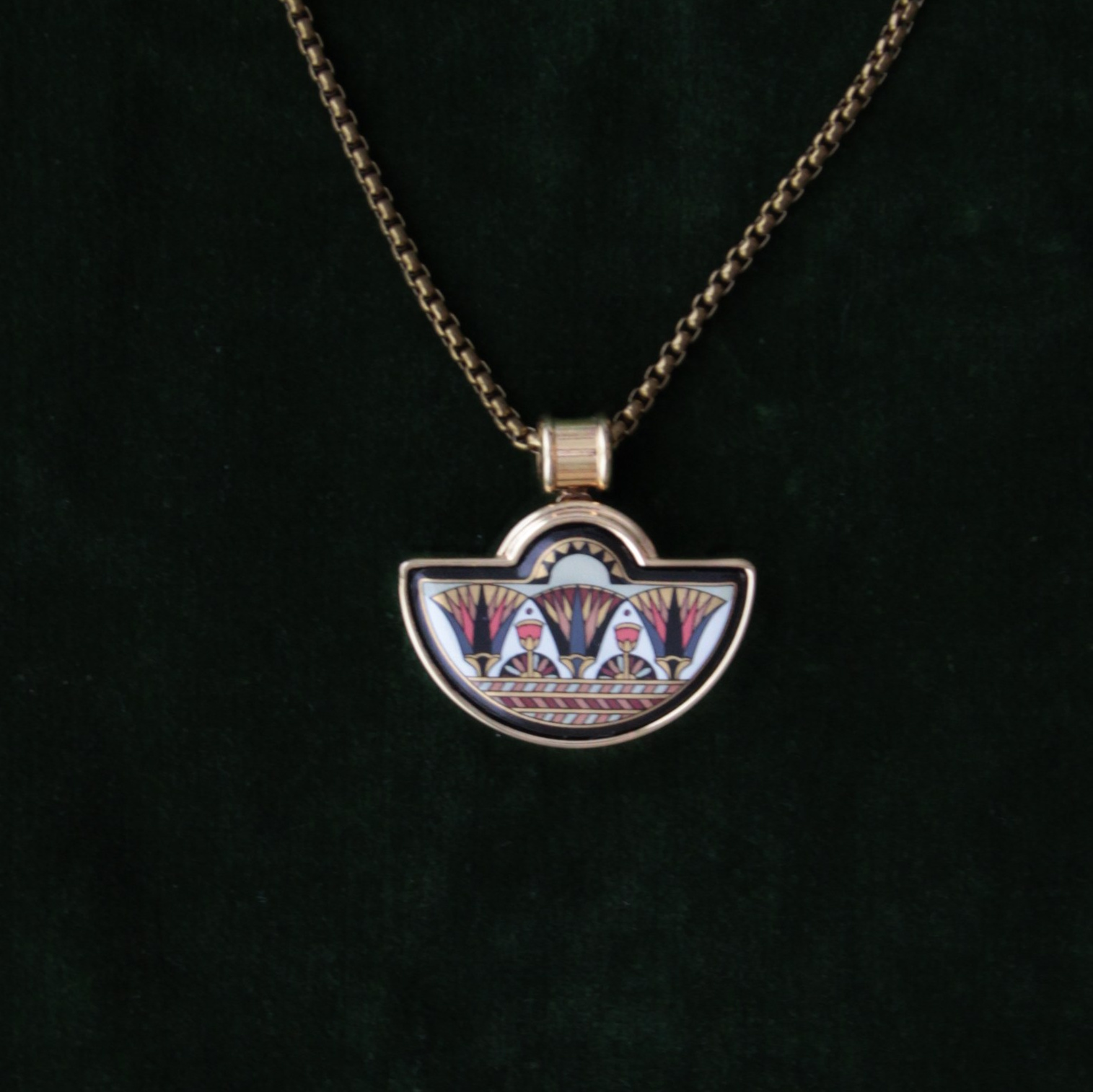 Vintage Jewelry Spain France. Современнные и актикварные украшения в Барселоне, Москве и Санкт-Петербурге