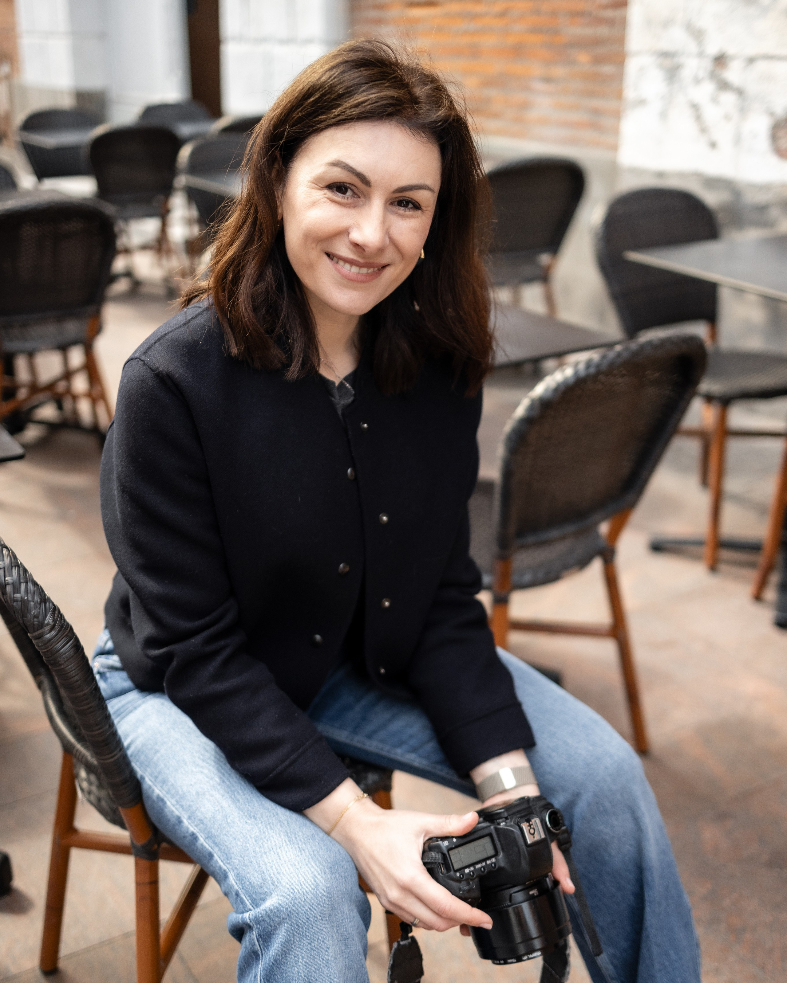 Lifestyle Family Photography in Toulouse: A Heartfelt Session for an Expat Family. Евгения Смирнова — Ваш фотограф в Тулузе и на юго-западе Франции