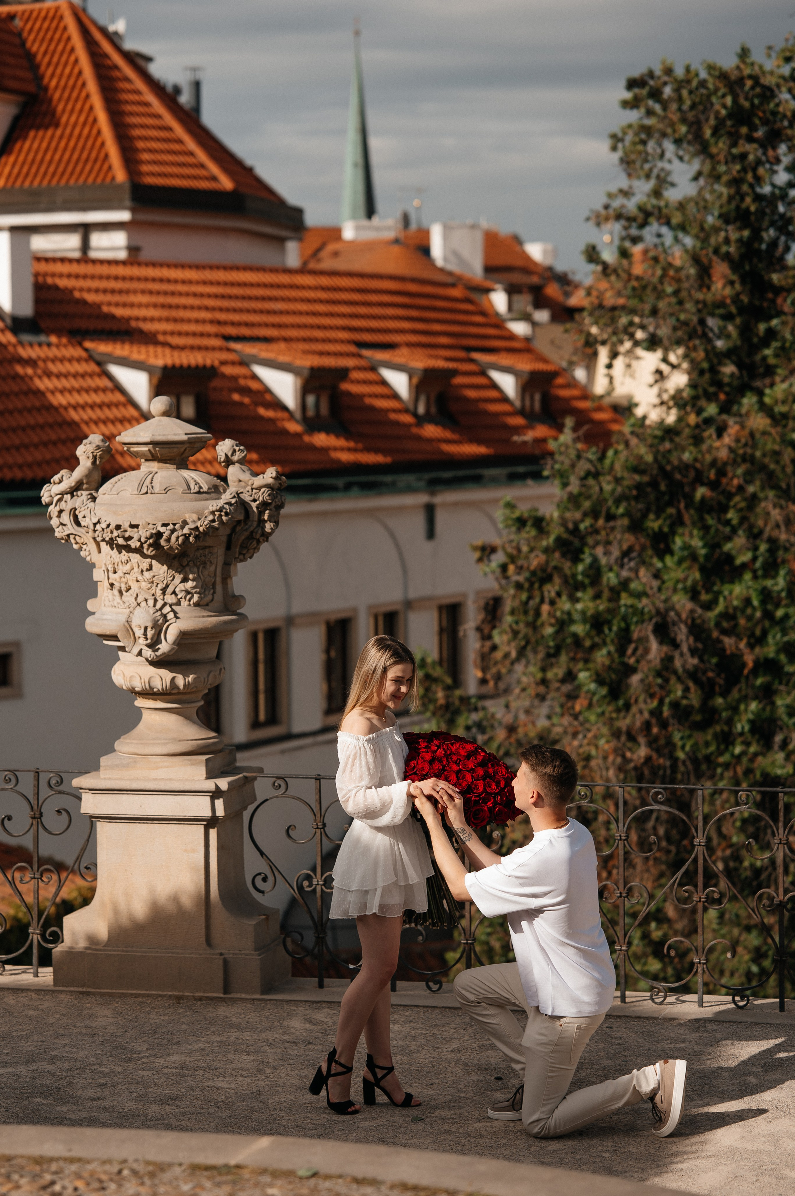 Price (individual and families). Wedding and family photographer