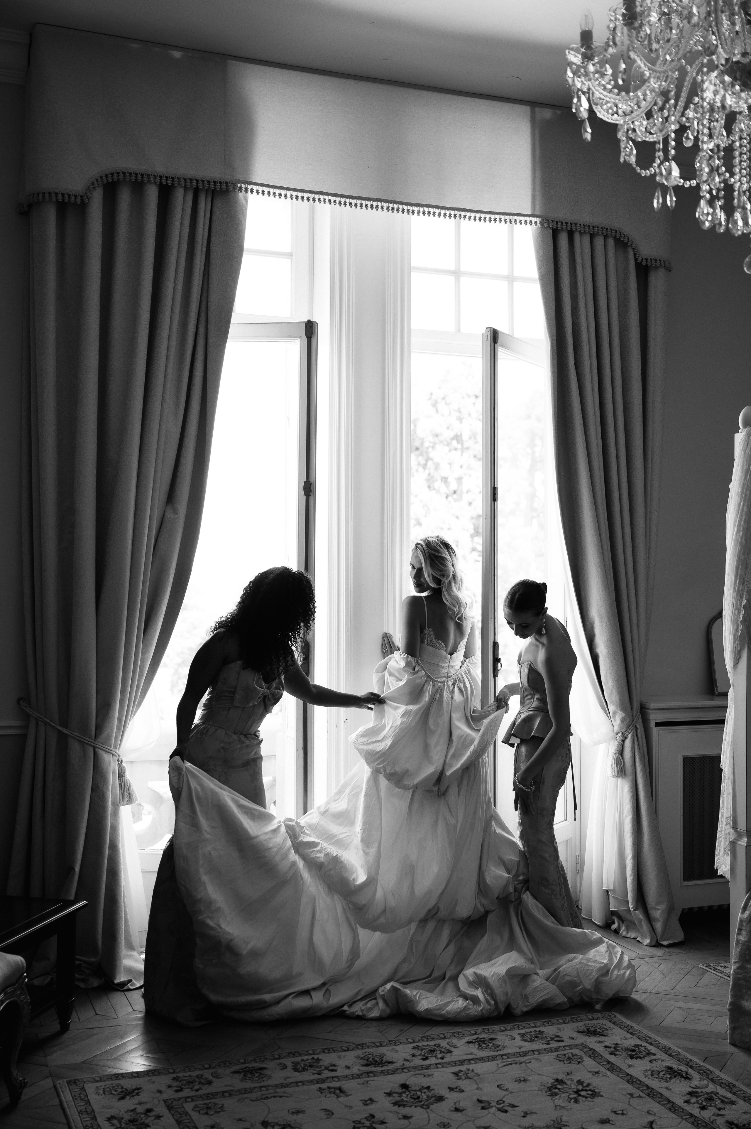 Rezervă Data Nunții Tale | Fotografie Premium în București