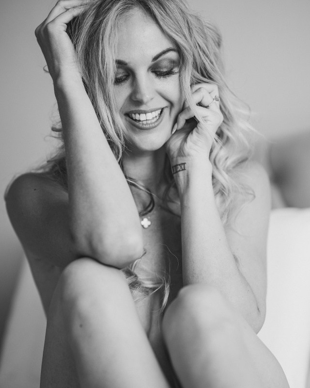 Boudoir photography Birmingham, natural confident portrait of woman