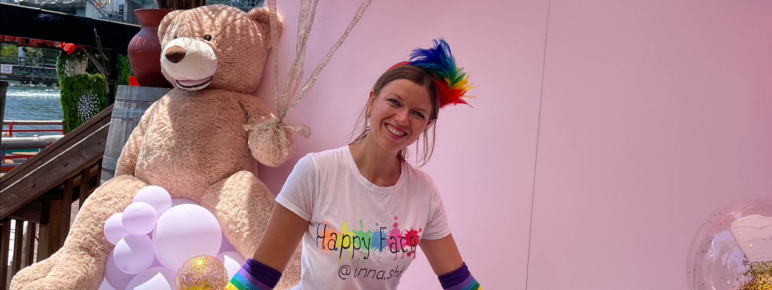 Contacto. Color Boom