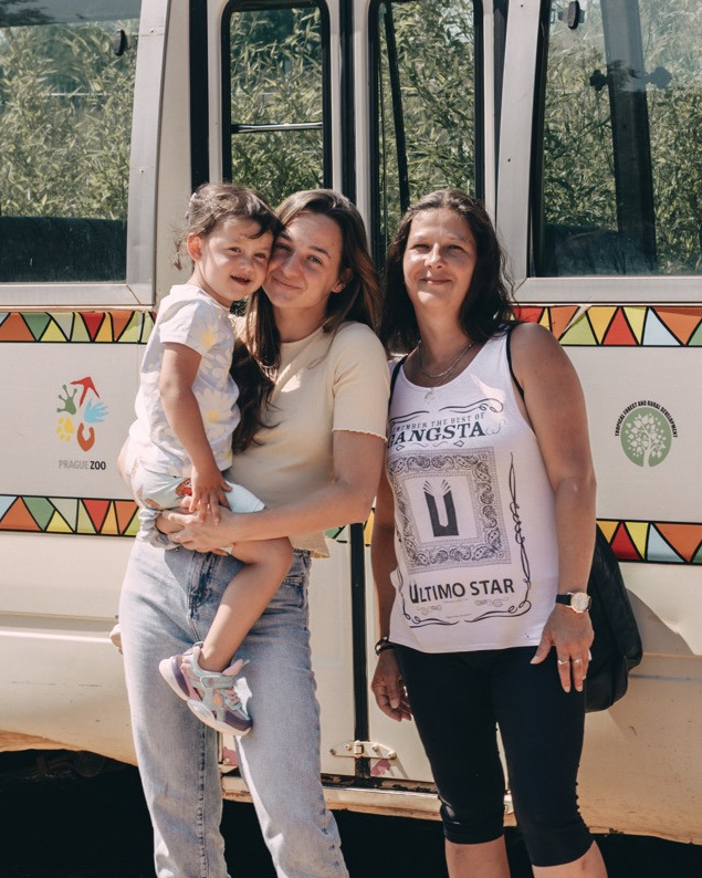 Víra v cokoliv, co ti pomáhá je síla, která tě drží nad vodou, i když se topíš. Dana Lišková — Empatická fotografka | Introspektivní umělkyně | Neurodivergentní koučka| Zakladatelka Artepy.cz