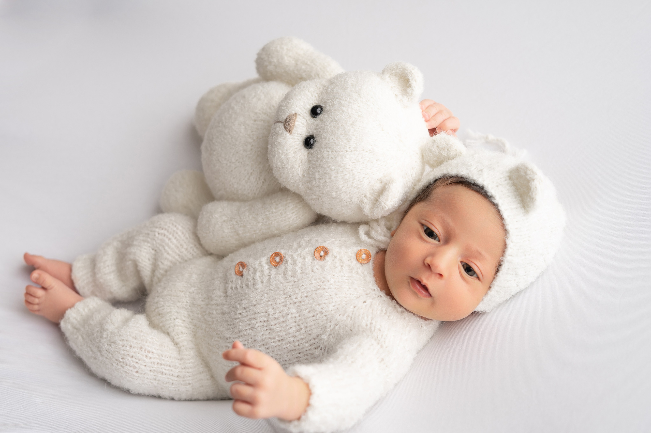 Session Preparation Guide. Newborn Photographer and life casting in Dubai Dariya Saeed