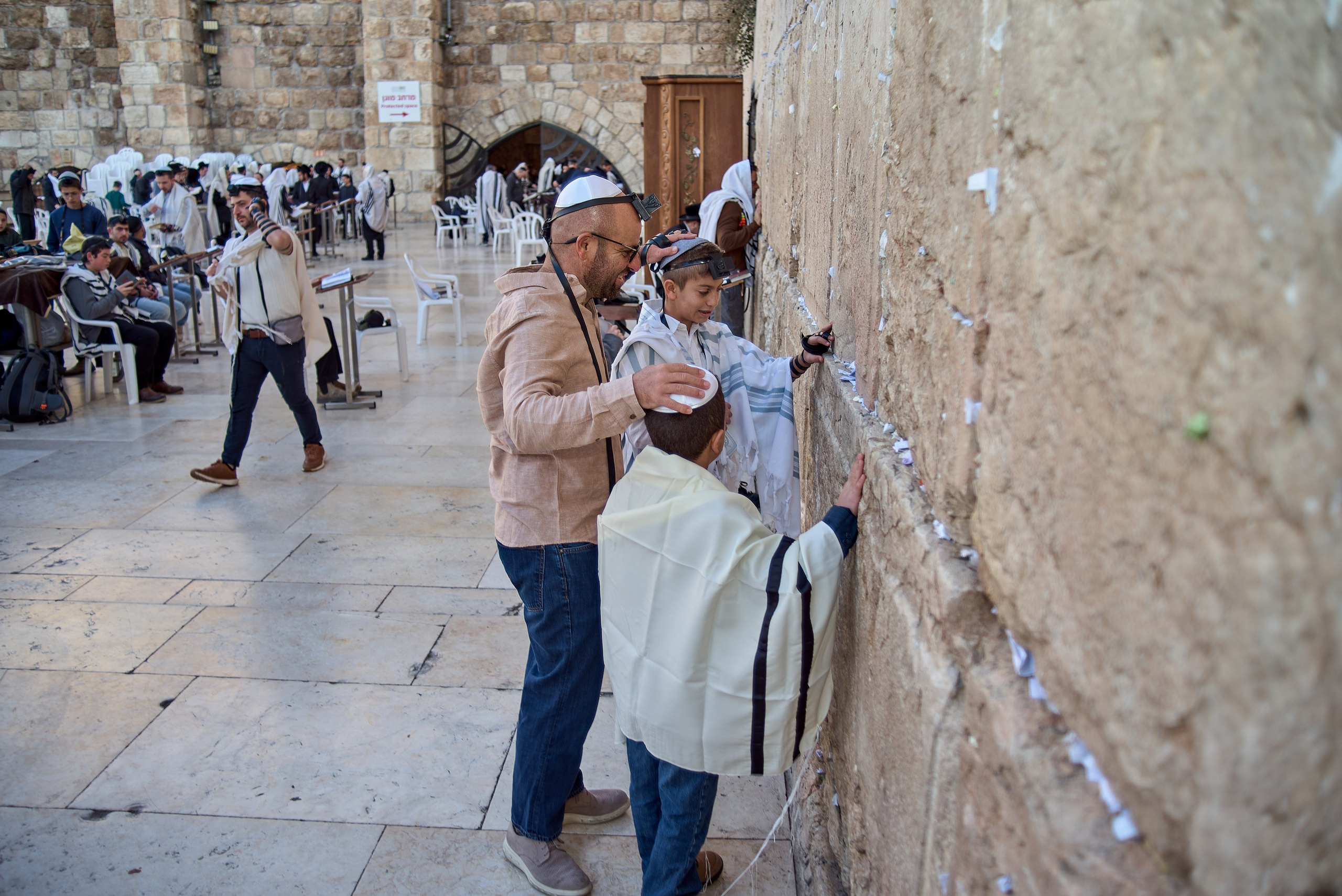 Bar Mitzvah Photographer in Israel | Jerusalem & Tel Aviv — Maxim Polak. Middle East Photo Agency — Documentary & Cultural Photography in Israel