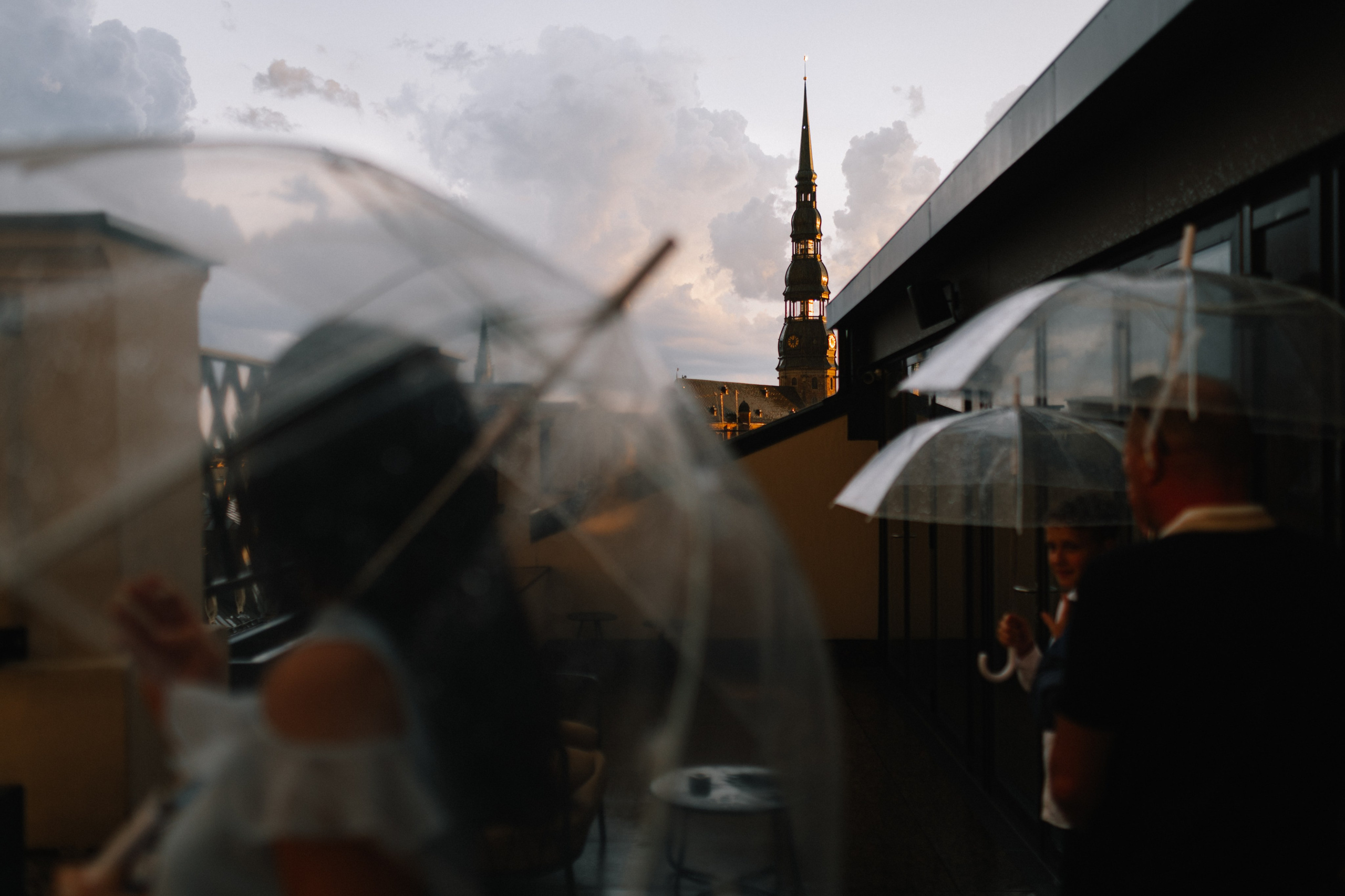 ЦЕНЫ 2024. Свадебный фотограф в Риге Руслан Федюшин