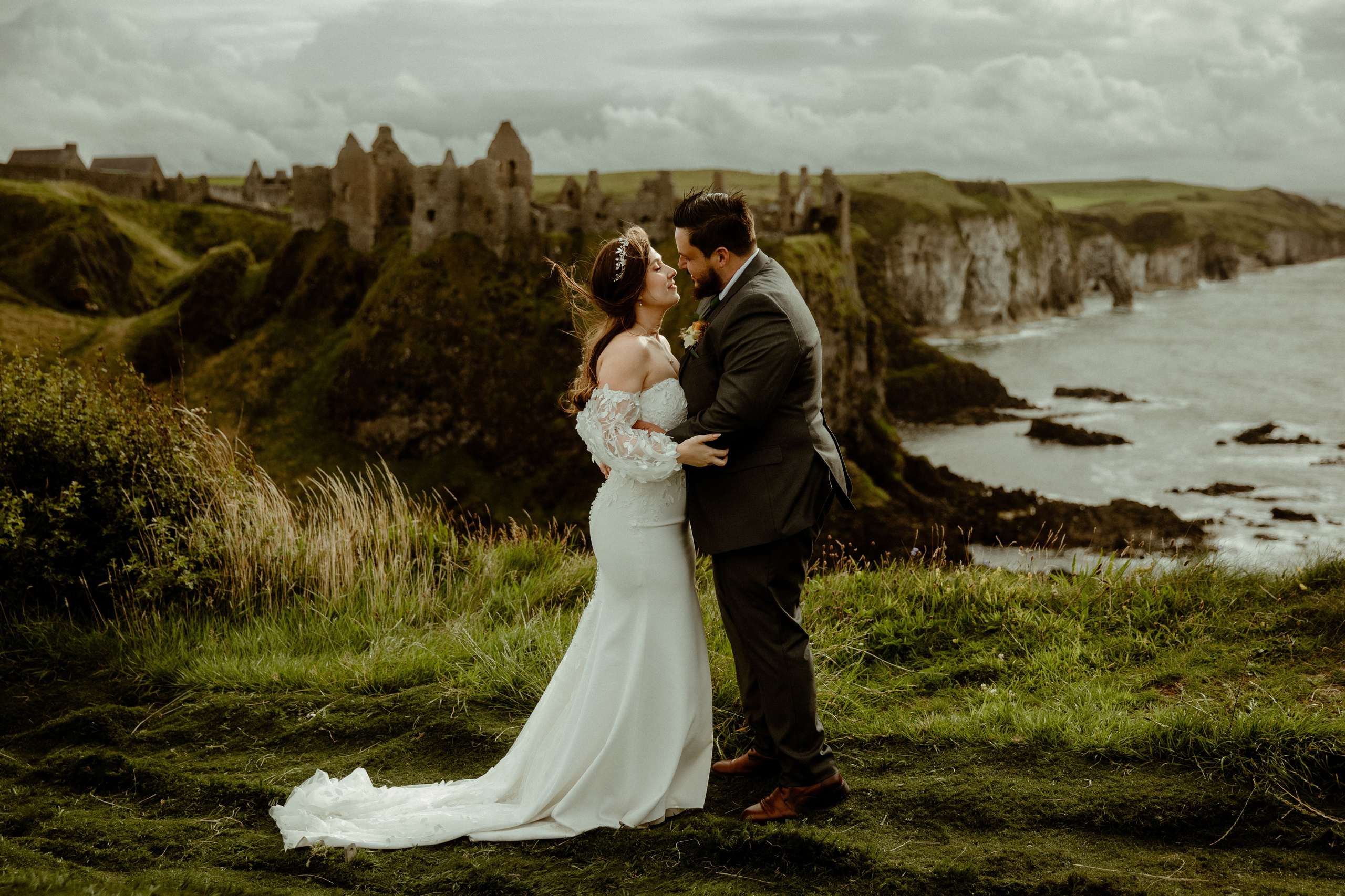 Ireland Elopement Photographer. Iceland elopement photo and video | Nikolaichik Photo